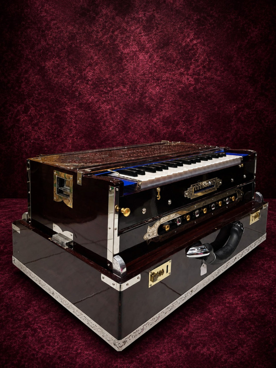 Refurbished Scale Changer Harmoniums