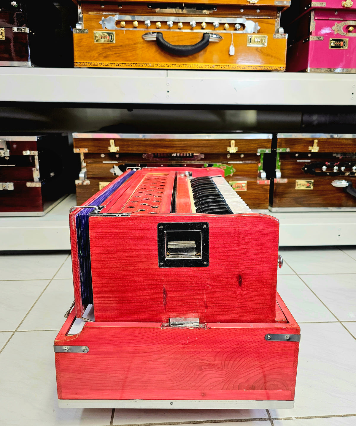 Melodic Resurgence: Refurbished Pink 2-Reed Pine Wood Traveller Harmonium (No Coupler)