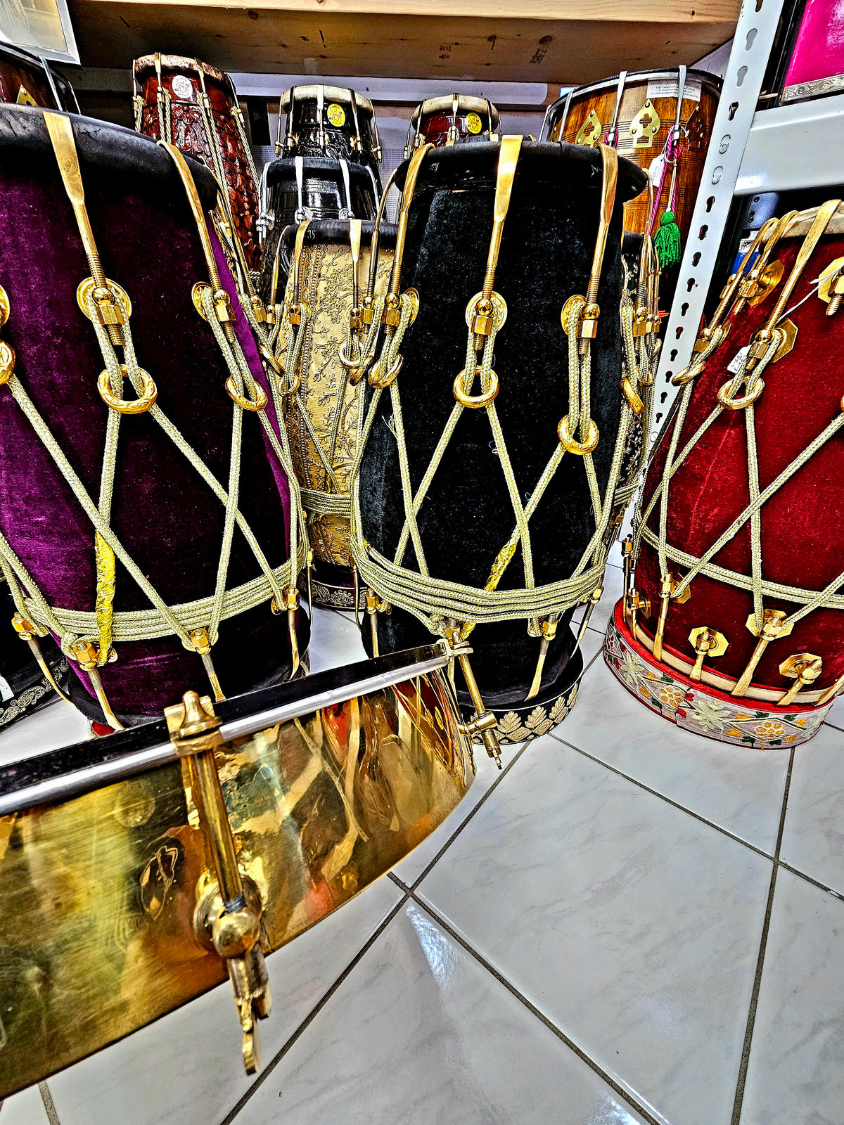 Golden Echo: 14" Tuneable Daffli - Resonance in Radiant Gold