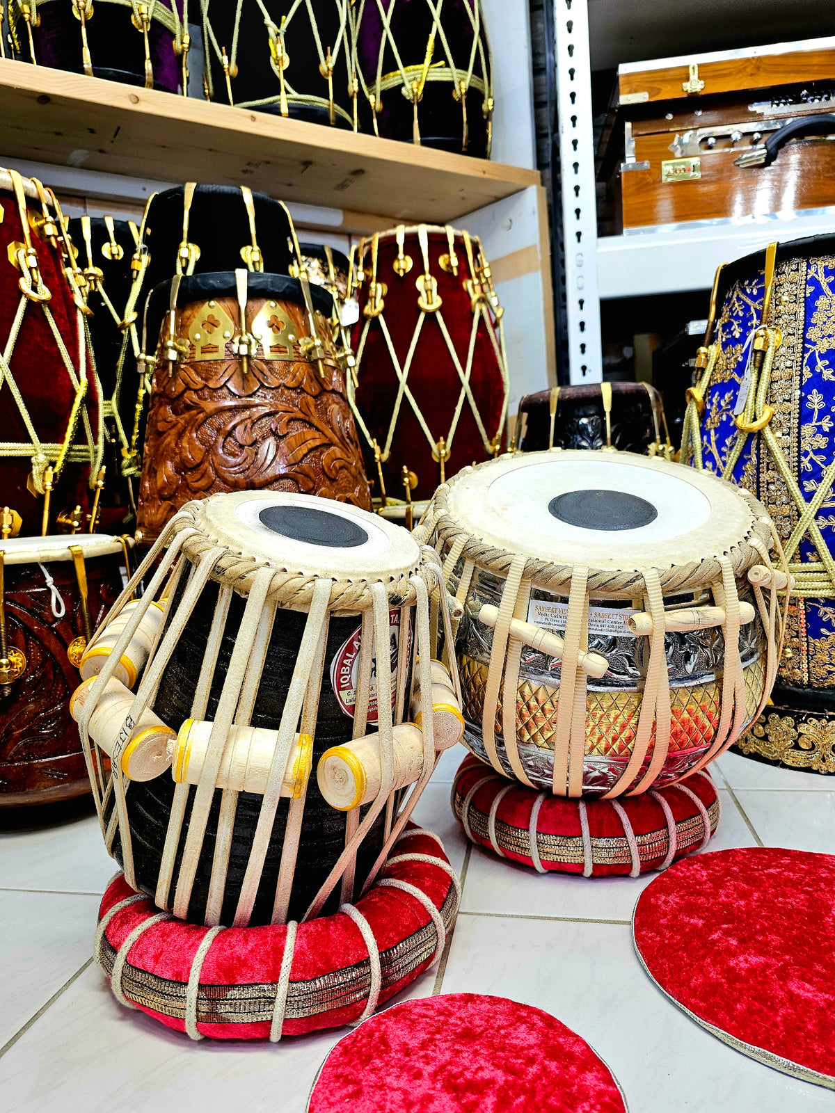 Majestic Harmony: 5.5" Bijessar Wood D# Dayan + 9.25" Encarved Brass Bayan Concert Tabla Set *"Starting From" Price is for Dayan Only* Slight Hissing