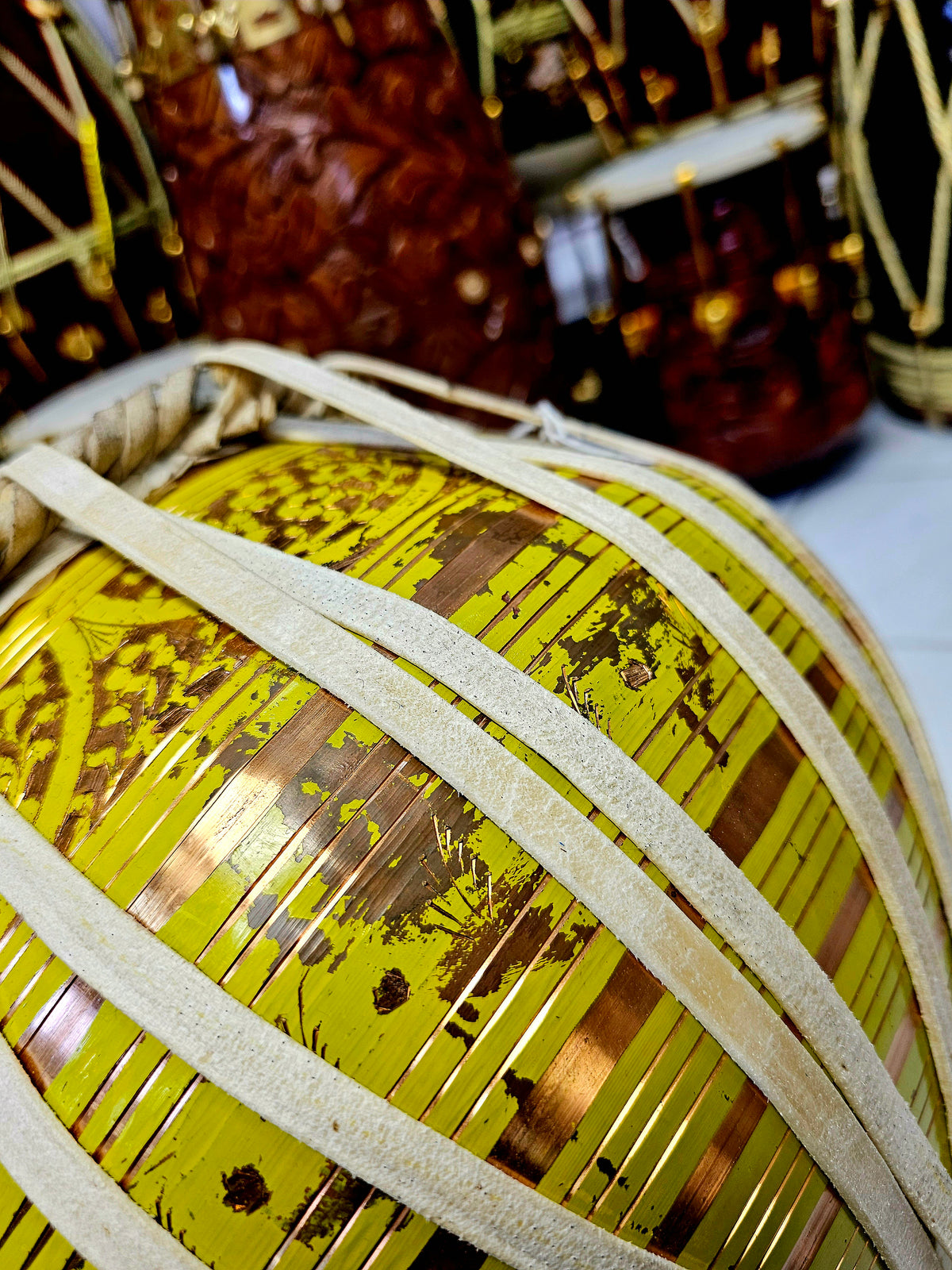 Sunburst Yellow: 9.5" 3.9kg Painted Copper Bayan