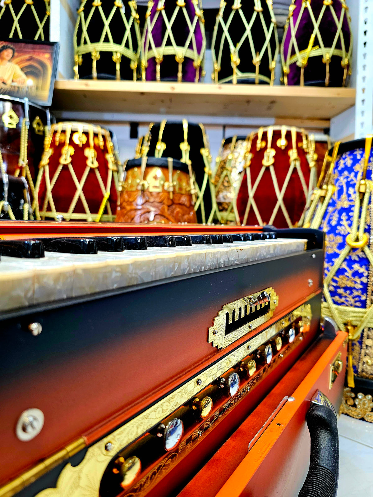 Sunset Symphony: Matte Orange & Black 9 Scale-Changer 3 Reed MMF Harmonium *Very Minor Cosmetic Defects*