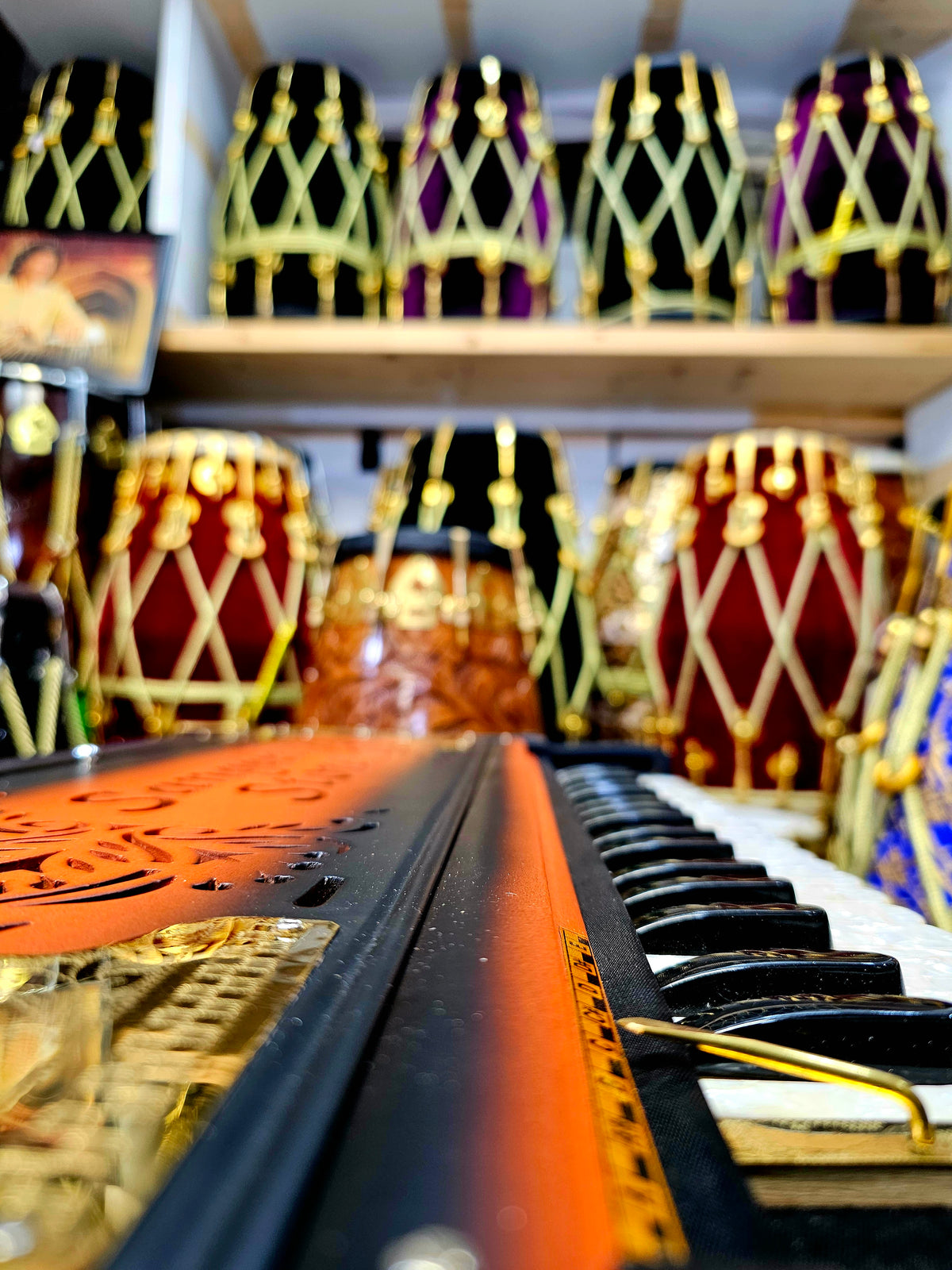 Sunset Symphony: Matte Orange & Black 9 Scale-Changer 3 Reed MMF Harmonium *Very Minor Cosmetic Defects*