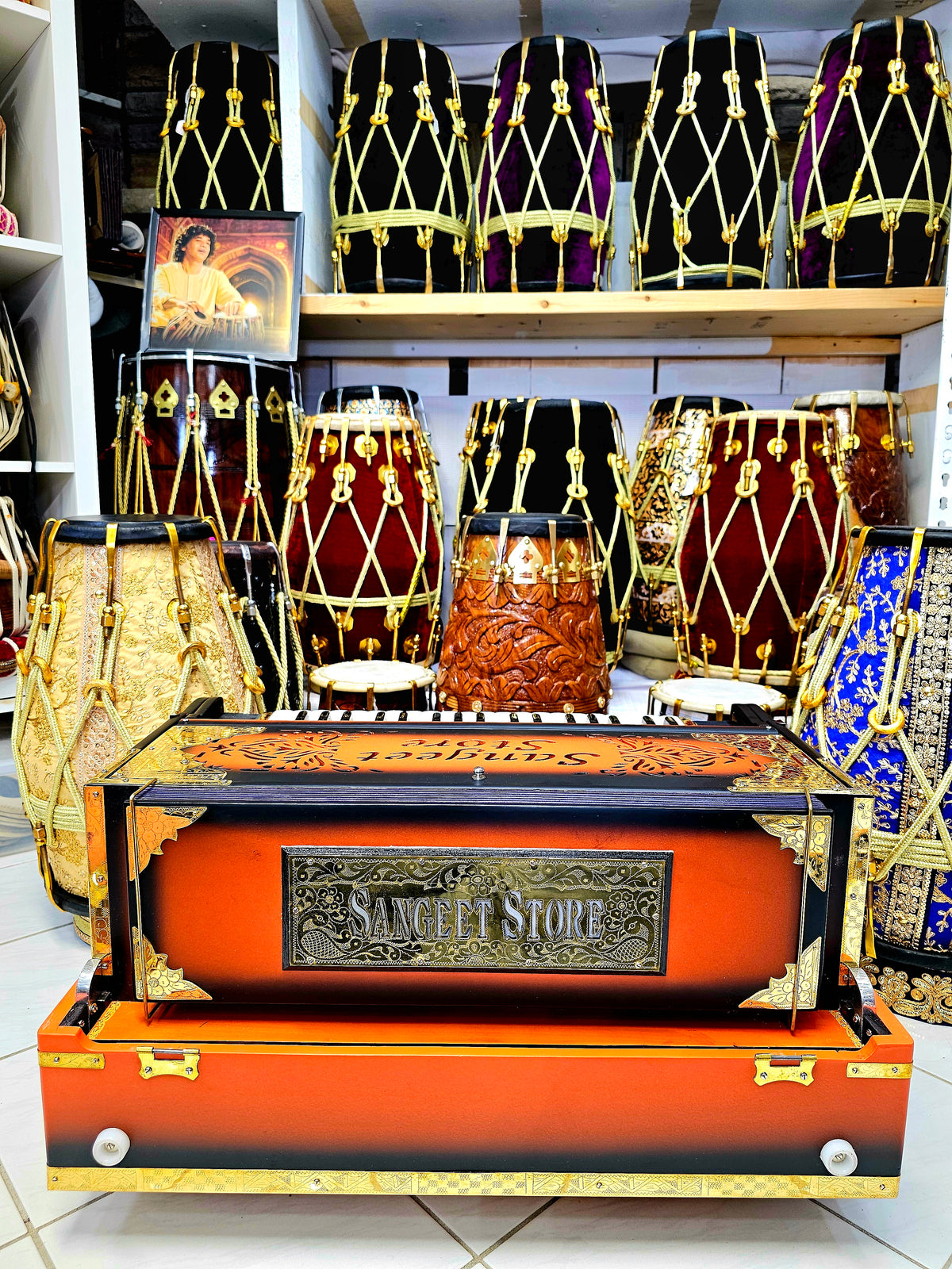 Sunset Symphony: Matte Orange & Black 9 Scale-Changer 3 Reed MMF Harmonium *Very Minor Cosmetic Defects*