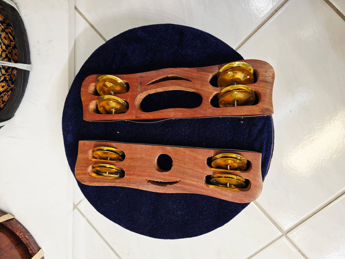 Taal Rath – Premium Sculpted Wooden Hand Khartaal *With Metal bands on bottom (One band isn't fully flush with the wood)