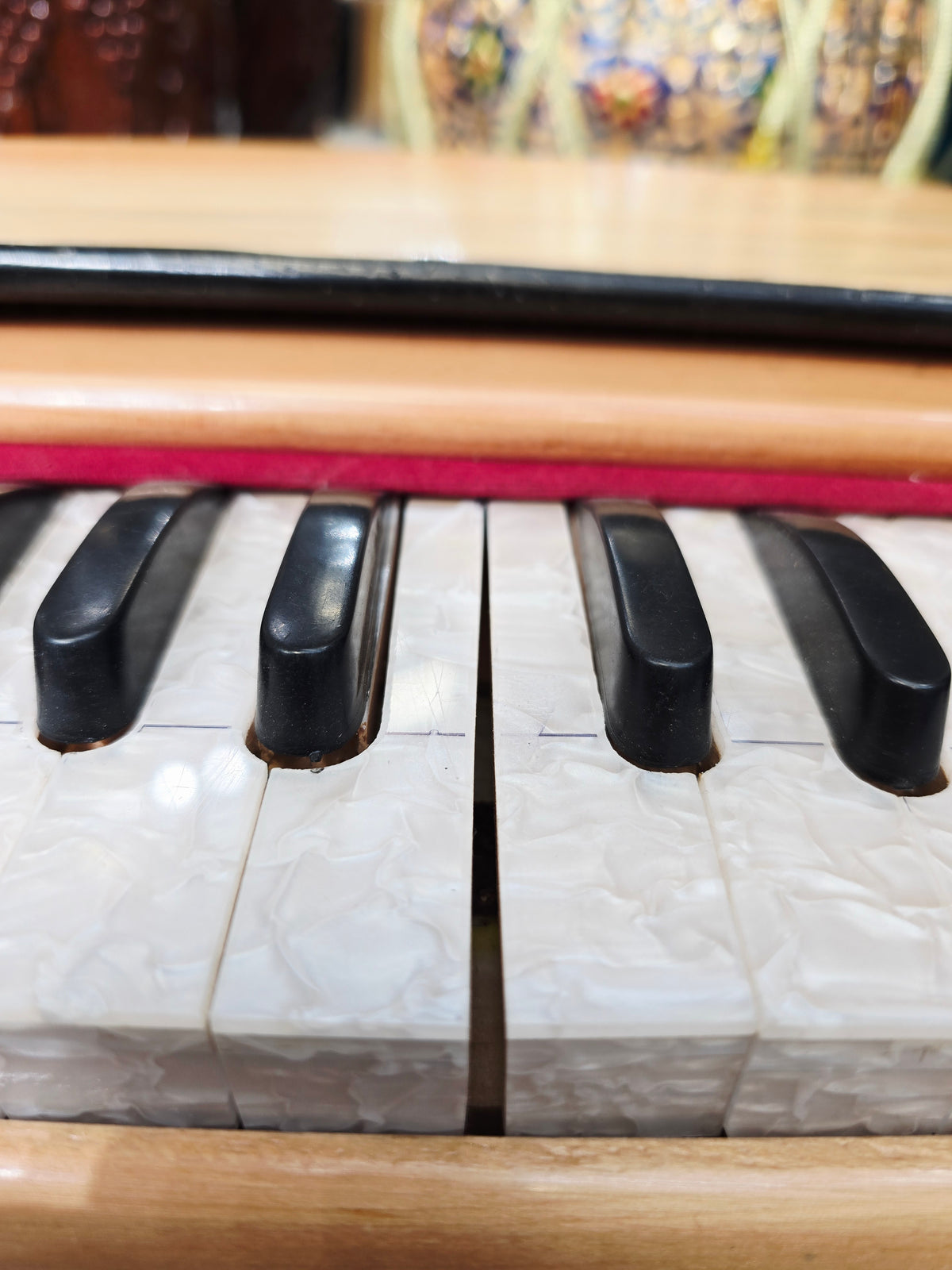Tiny Virtuoso: Traditional Playable Wooden Toddler Harmonium *Minor Cosmetic Defects + Space between keys* - Sangeet Store