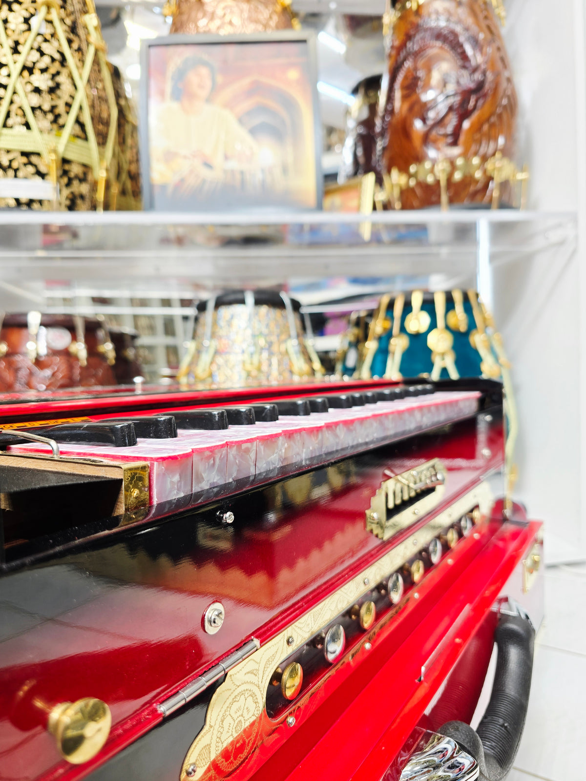 Maharaaj Flame – 3-Reed BMF 9-Scale Changer Harmonium Red & Black Blended Body with Pink Marble Keys *Minor Cosmetic Defects