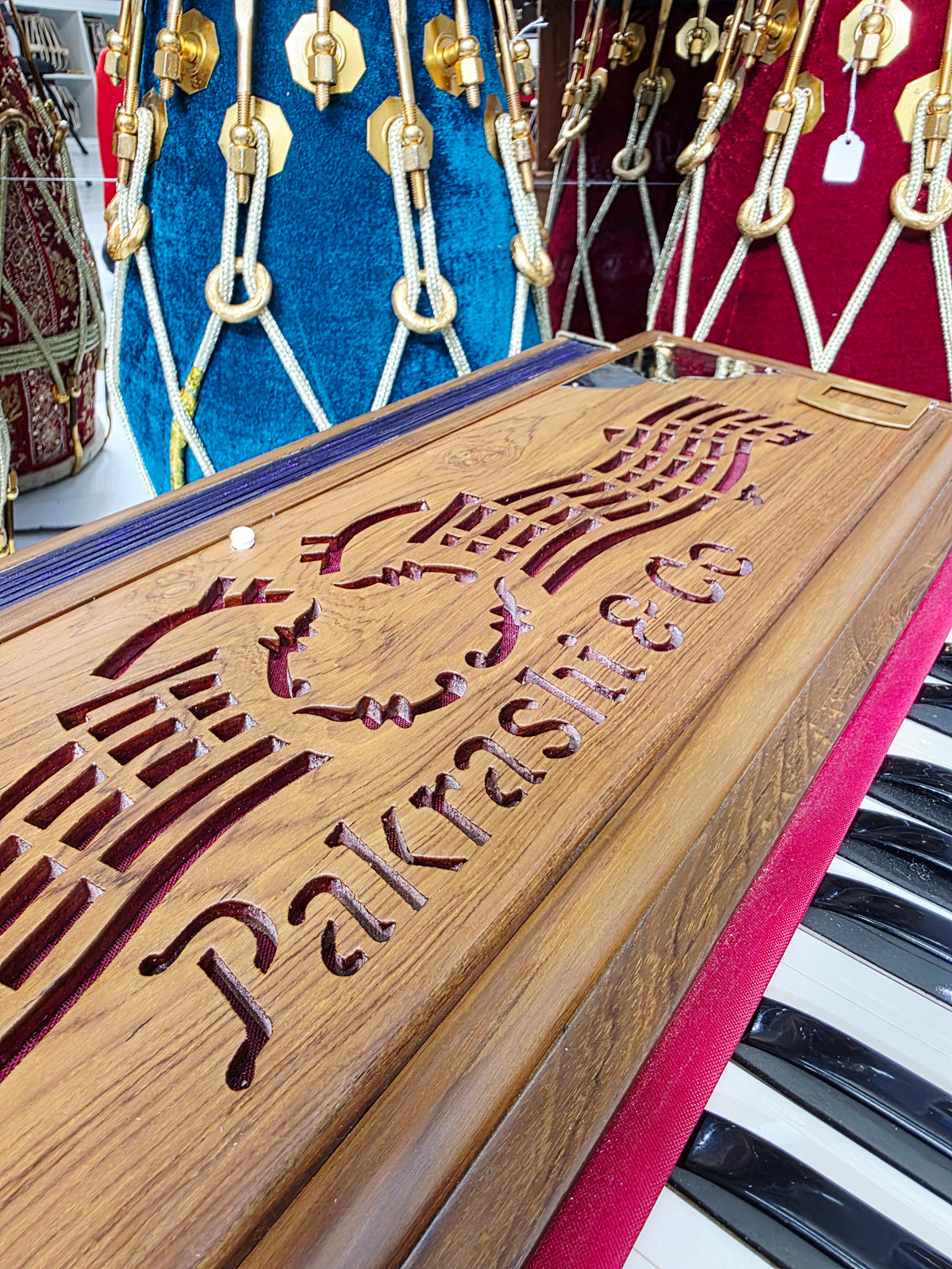 RaagMala Taanmonium – 3-Reed, 9-Scale Harmonium with Built-In Tanpura | Concert-Grade Electronic Hybrid | Minor Cosmetic Defects | Promotional Price