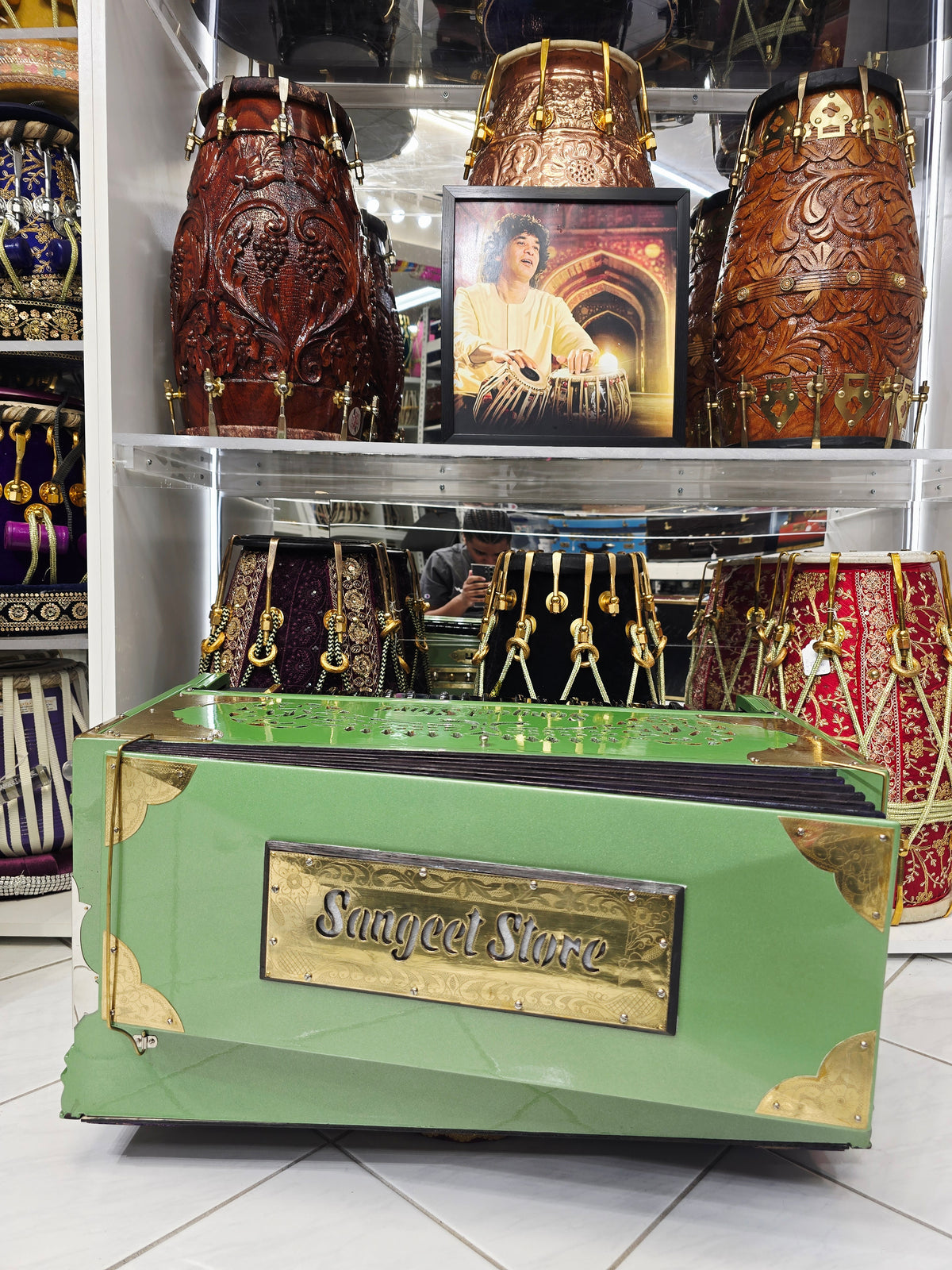 Emerald Raag | Sparkly Green 3-Reed BMF 9-Scale Changer Harmonium with Black Keys – Sangeet Store