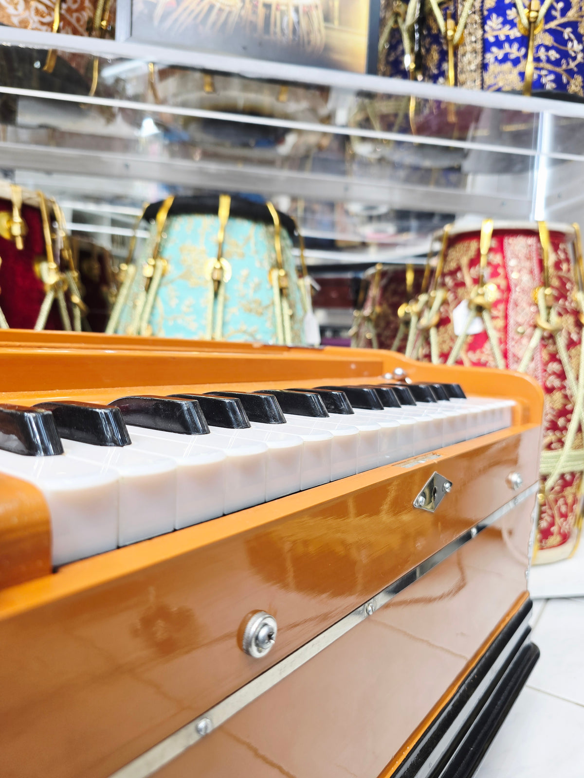 Saffron Symphony: Compact Orange 32 Key Semi-Pro Boxed Harmonium with Coupler (Without Stoppers) *Very Minor Cosmetic Blemishes