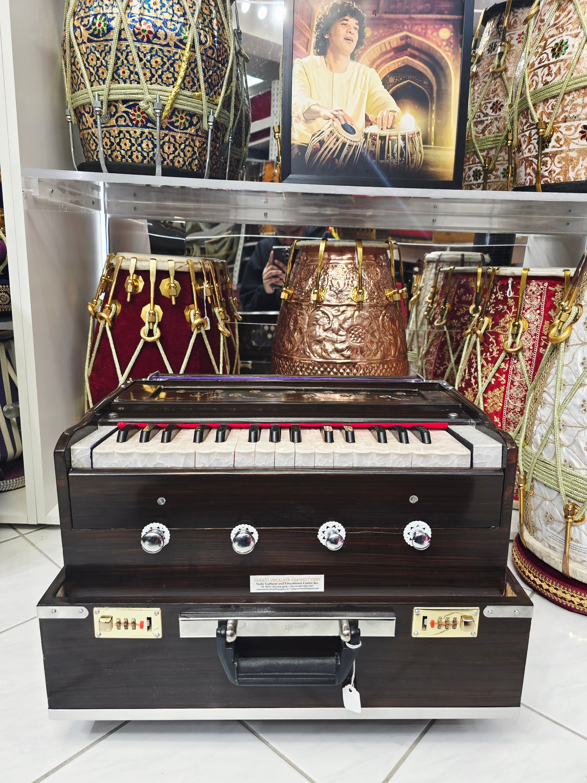 Deep Voyage | 32-Key Dark Brown Traveller Harmonium – With Stoppers *Cosmetic Defects
