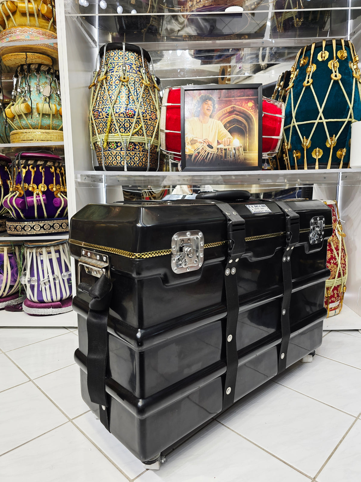 Obsidian Voyage Pro Case: Scale Changer Harmonium Travel Case *Very Minor Cosmetic Blemishes *3 Reed 9-Scale Changer Case