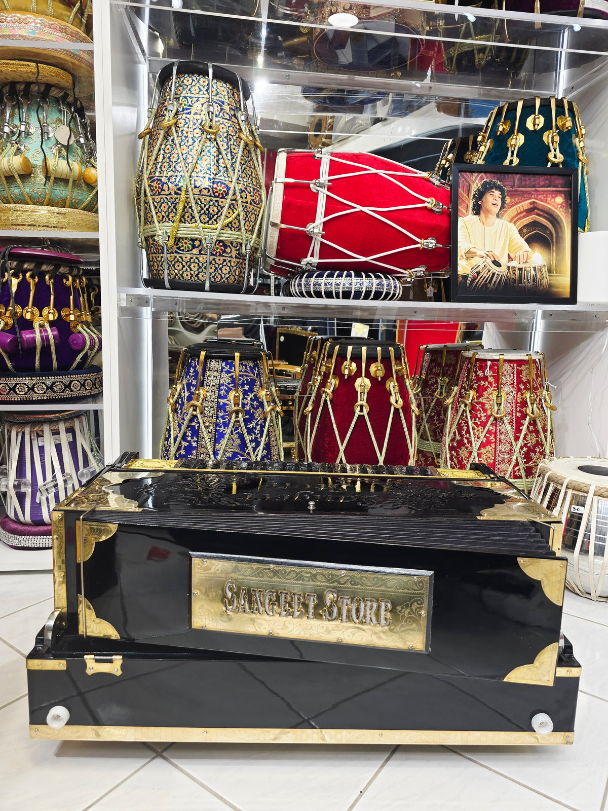 Mozamil's Custom Link: Kaala Naad Supreme Harmonium3-Reed BMF | 13-Scale Changer | Black German Keys | Glossy Black Finish Balance Payment Link