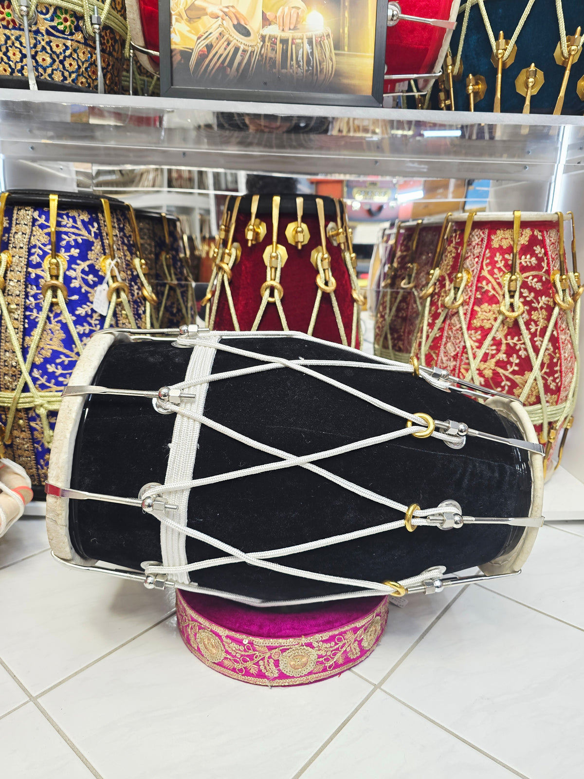 Midnight Saaj Core — Black Velvet Mango Wood Dholak (19.25", 14.8 lbs) · Exceptional Tone