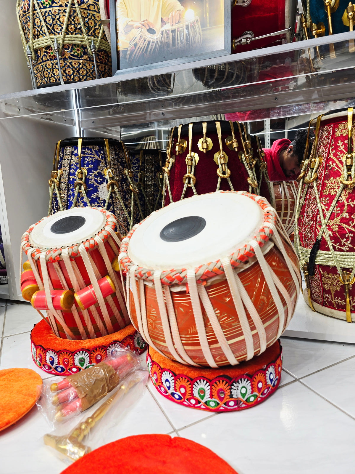 Custom Orange Serenade: 5.75" Orange Painted Red Sheesham C# Nylon Strapped Dayan + 9.25" 3.5kg Orange Painted Bronze Copper Bayan Professional Tabla Set Balance Link