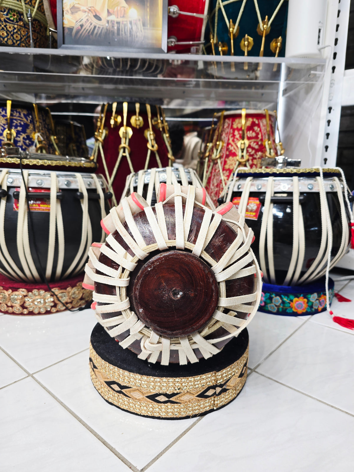 Saavar Naad™ Iqbal Pro Dayan — 5.75″ C / C♯ Red Sheesham | *Very Minor Cosmetic Blemishes + Barely Noticeable Buzzing