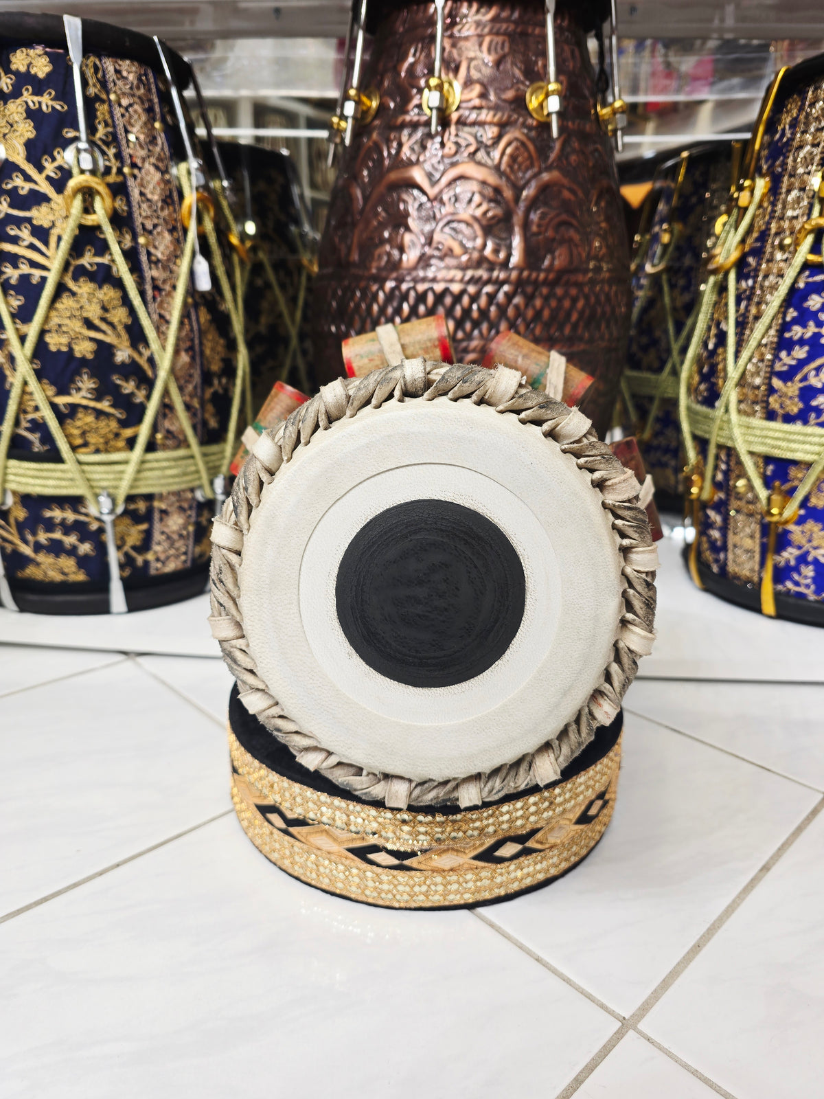 Gati C♯ — 6″ Black Sheesham Dayan — Bharat Kakade