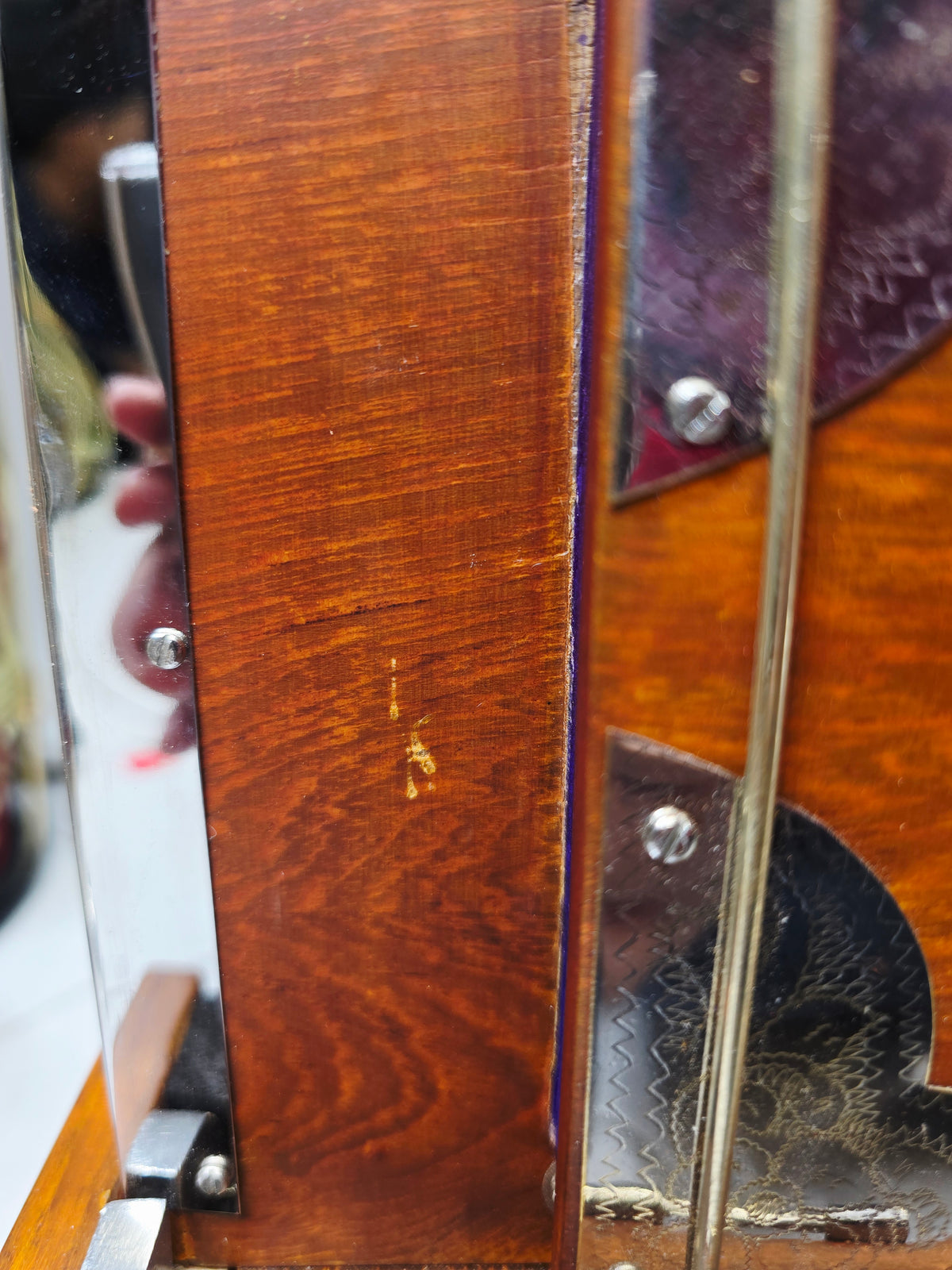 Surodha — 4-Reed BMMF · German Reeds, 13-Scale Changer Harmonium · Matte Wood Grain · German-Style Keys *Minor Cosmetic Blemishes