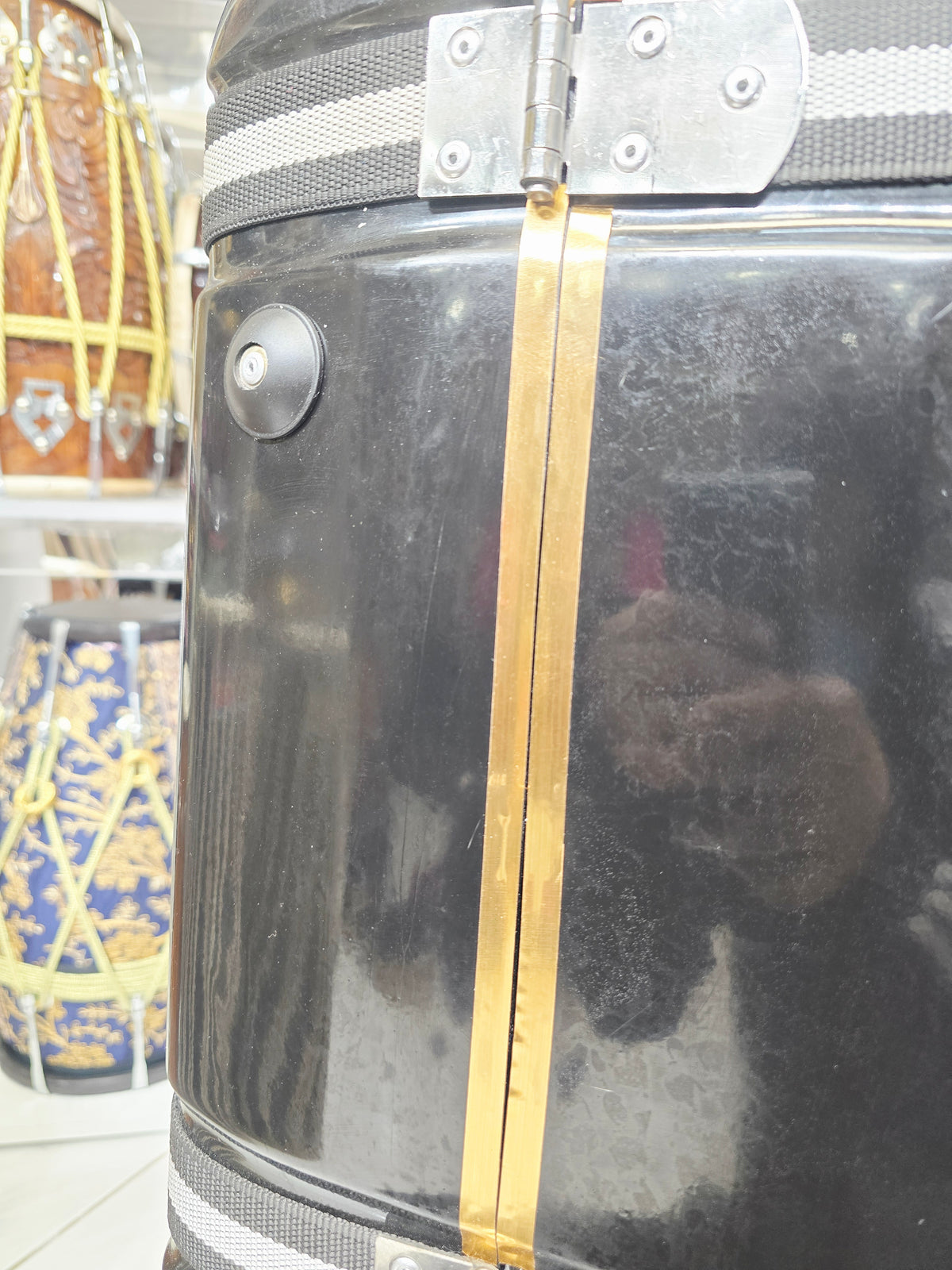 Obsidian Touring Vault – Triple Capacity Hard-Shell Tabla / Dholak Case with Luxury Black Felt Interior *Minor Cosmetic Blemishes