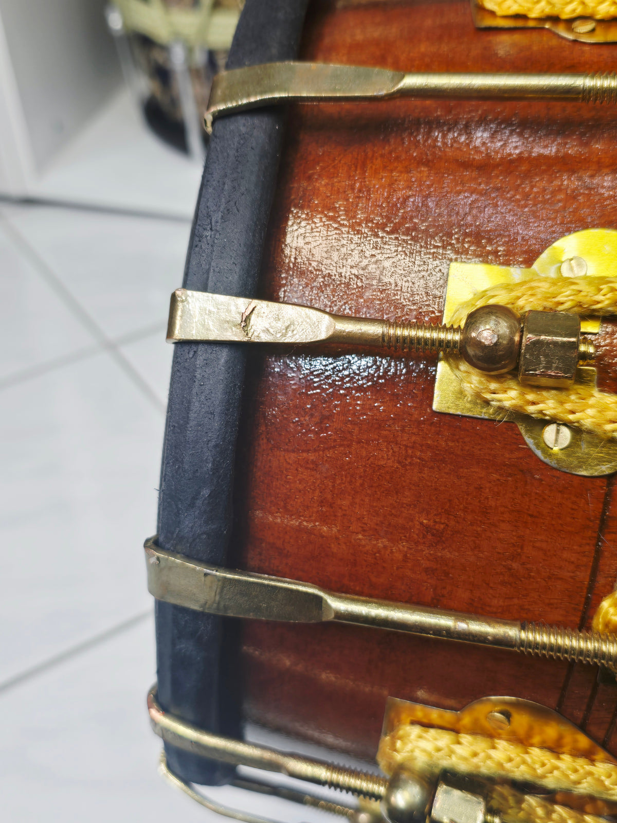 Swar Prithvi™ — Double Bolted Red Sheesham Dholak (Natural Wood Finish) Minor Cosmetic Blemishes Chipped Brass Bolt Coating