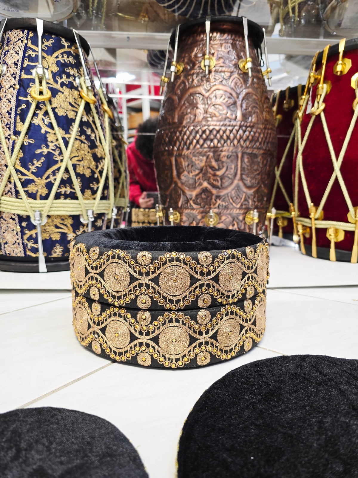 Noir Zari Aasan Set: Premium Velvet Tabla Rings & Covers