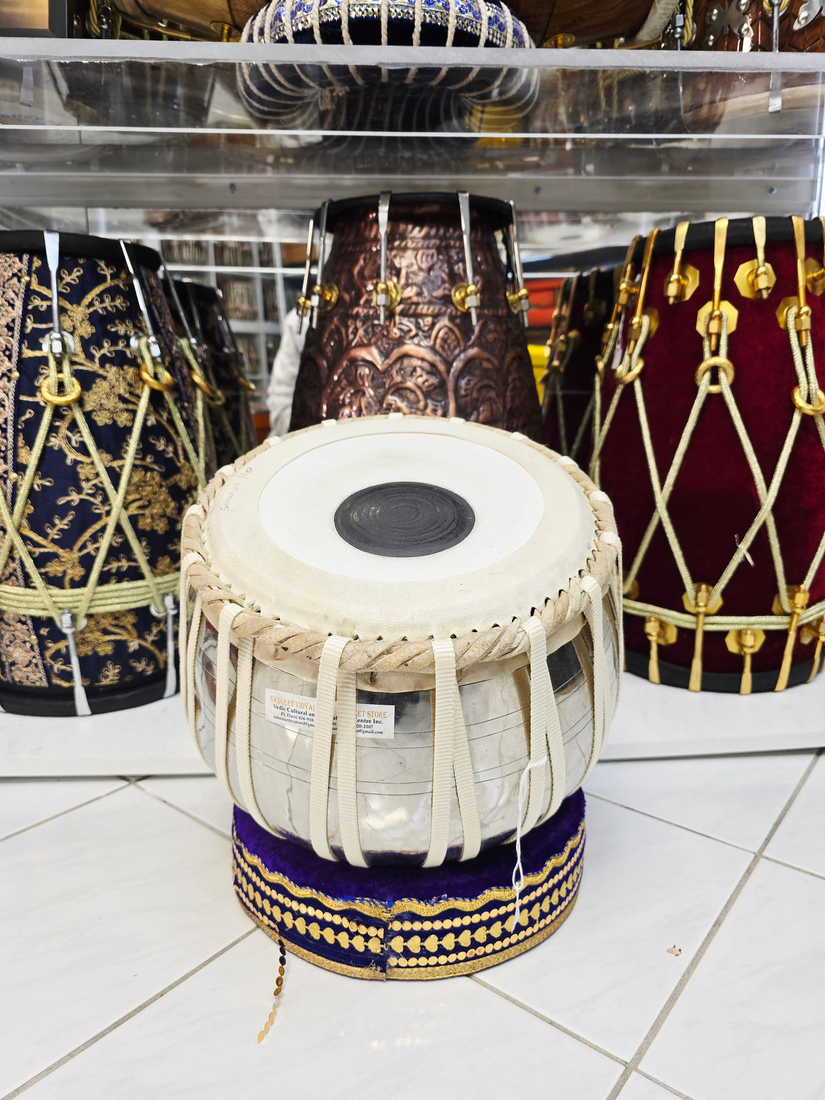 RaagDhara 9.25" 4.3kg Silver-Copper Bayan | Pro Somnath Skin | Nylon-Strapped | Lots of depth & resonance *Minor Cosmetic Blemishes