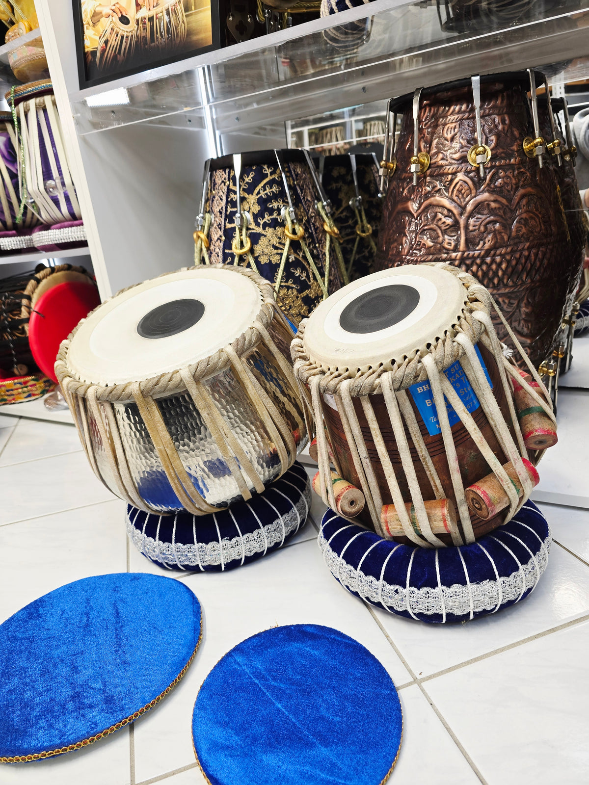 Svarion: 6" C/C# Red Sheesham Dayan + 9" Silver Copper Bayan Concert Tabla Set *Cosmetic Ghatta Marks
