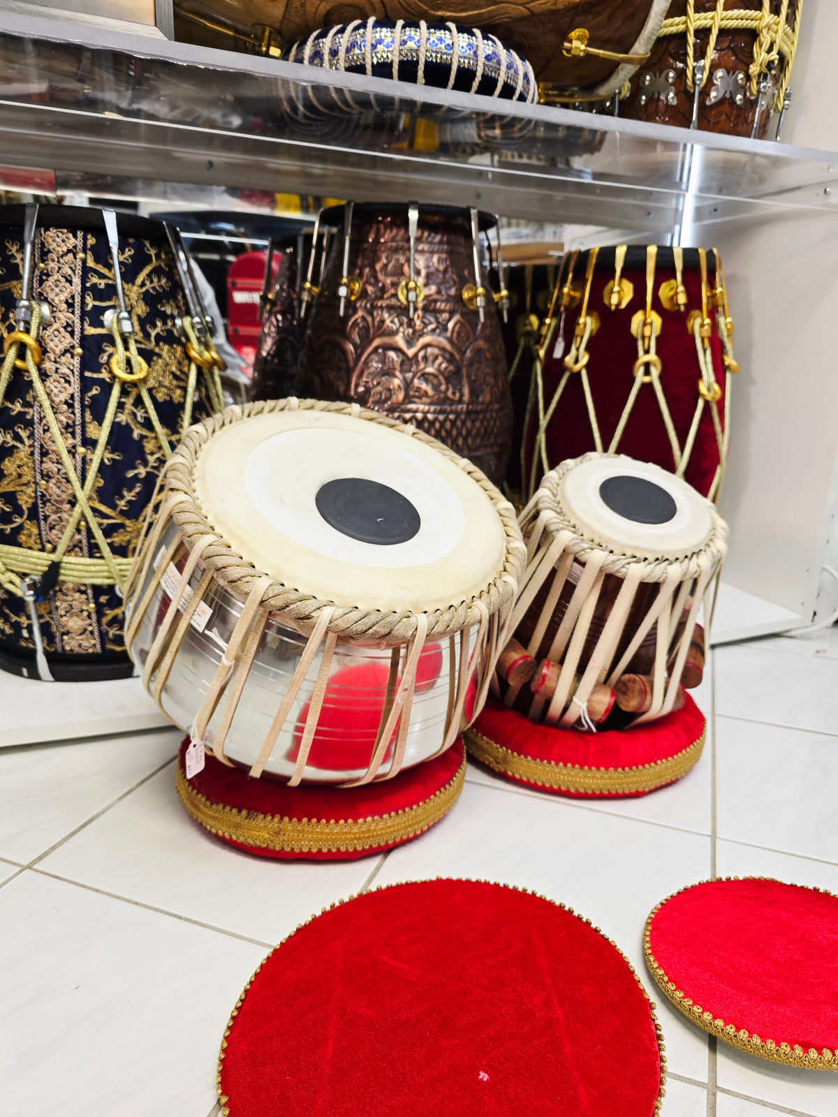 Zerion 5.25" D#/E Red Sheesham Nylon-Strapped Dayan + 9.25" 3.3kg Steel Bayan Semi-Pro Tabla Set *Very Minor Cosmetic Blemishes