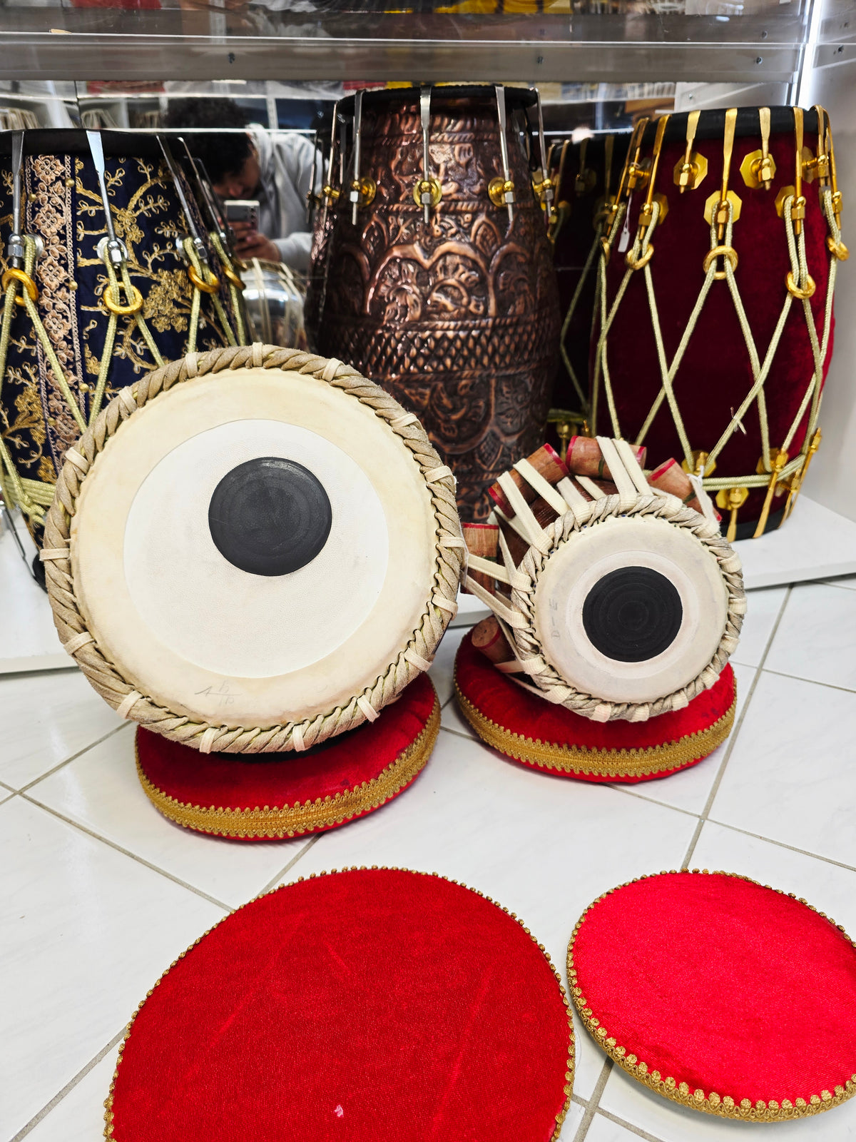 Zerion 5.25" D#/E Red Sheesham Nylon-Strapped Dayan + 9.25" 3.3kg Steel Bayan Semi-Pro Tabla Set *Very Minor Cosmetic Blemishes
