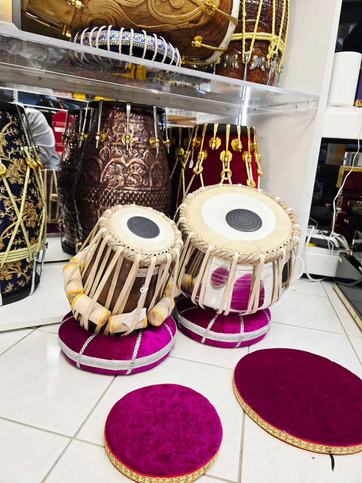 Varythm 5" F Red Sheesham Dayan + 9.25" 3.5kg Brass Bayan Economy Intermediate Tabla Set *Very Minor Cosmetic Blemishes * Minor Ringing Sound