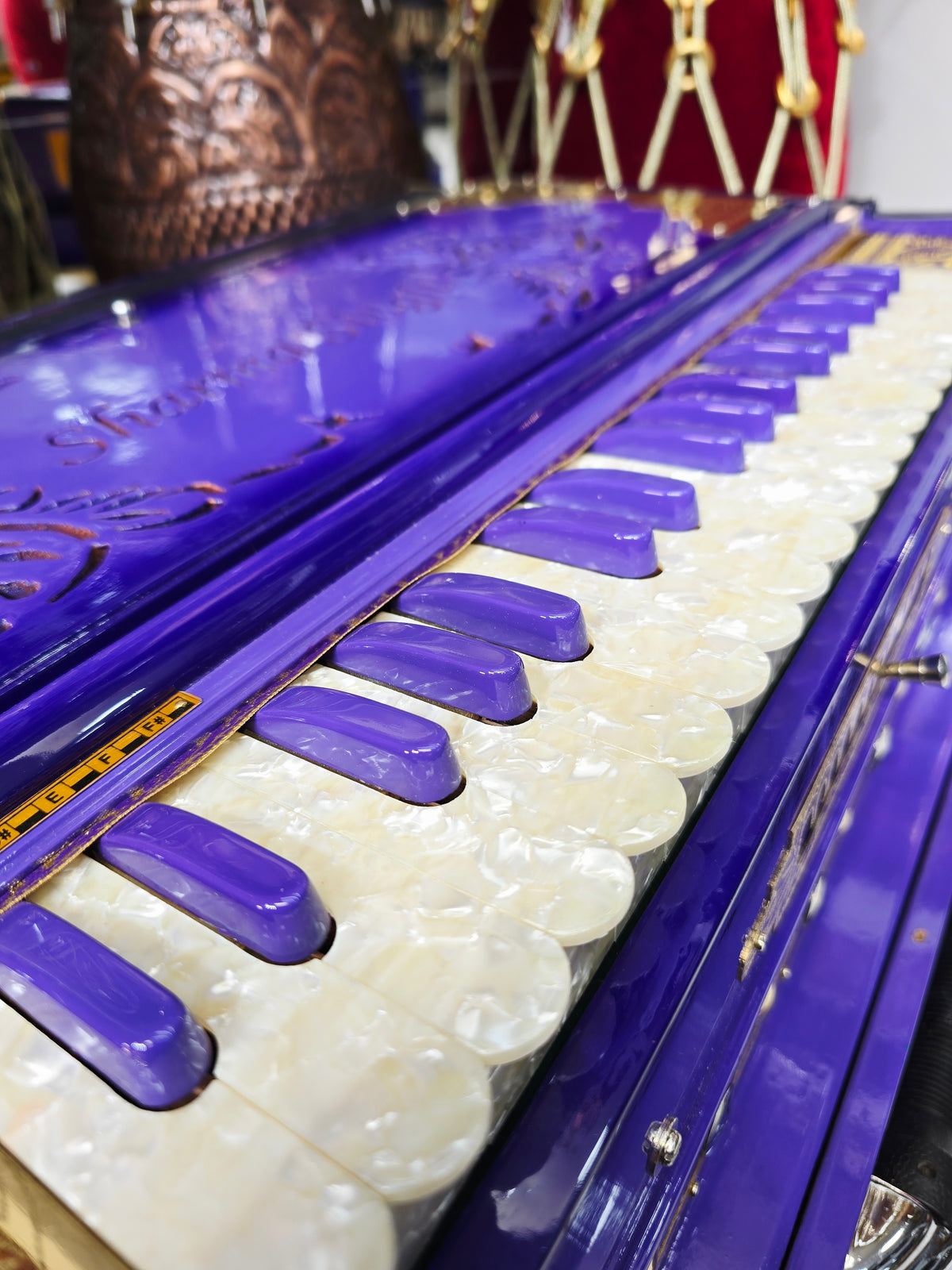 Sharma Singh's Custom Harmonium Build: Balance Link