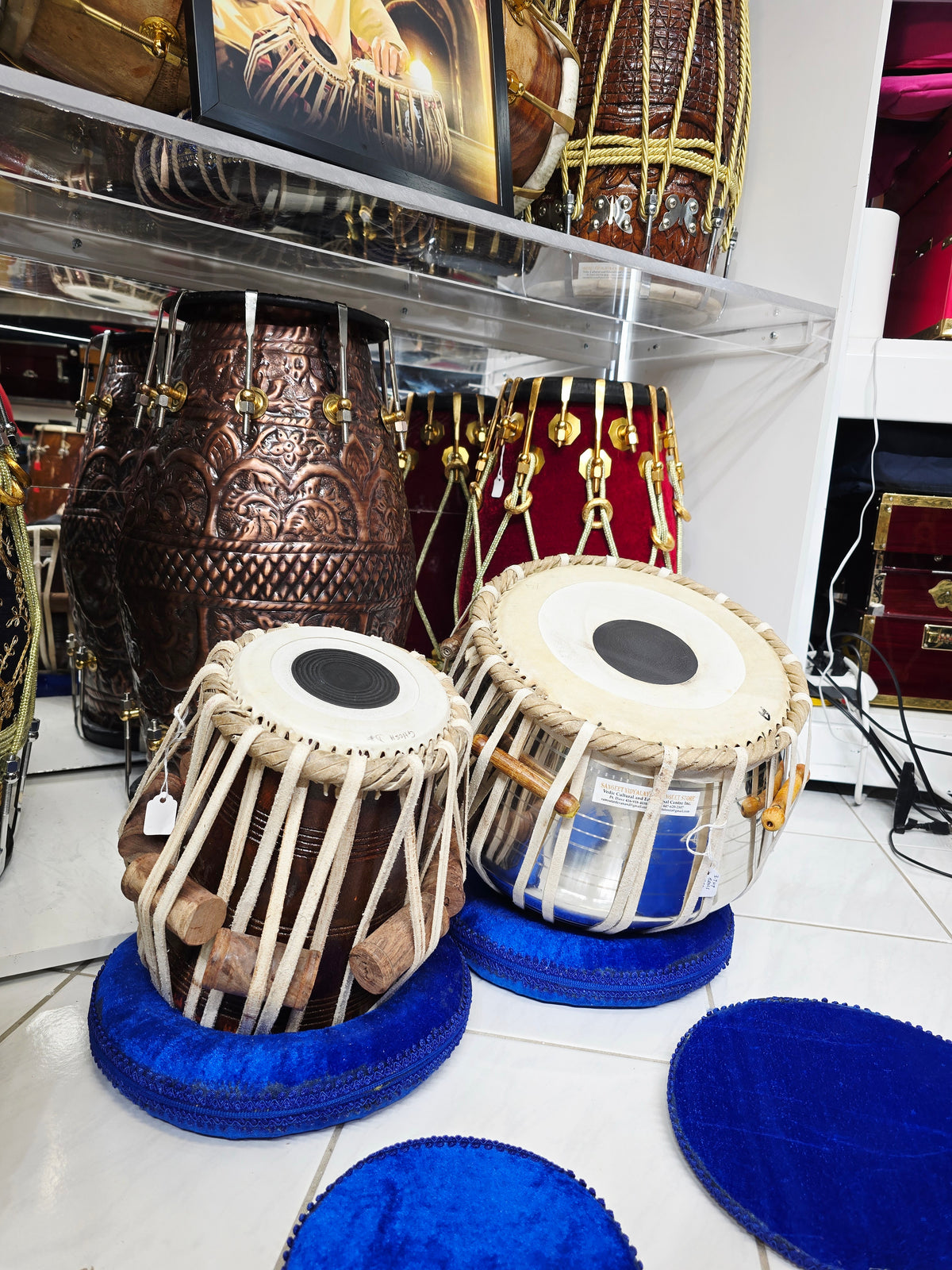 Neelsur™ Semi-Professional Tabla Set – 5.25" D# Red Sheesham Dayan & 3.7kg Brass Bayan | Minor Cosmetic Defects & Minor External Filled Crack