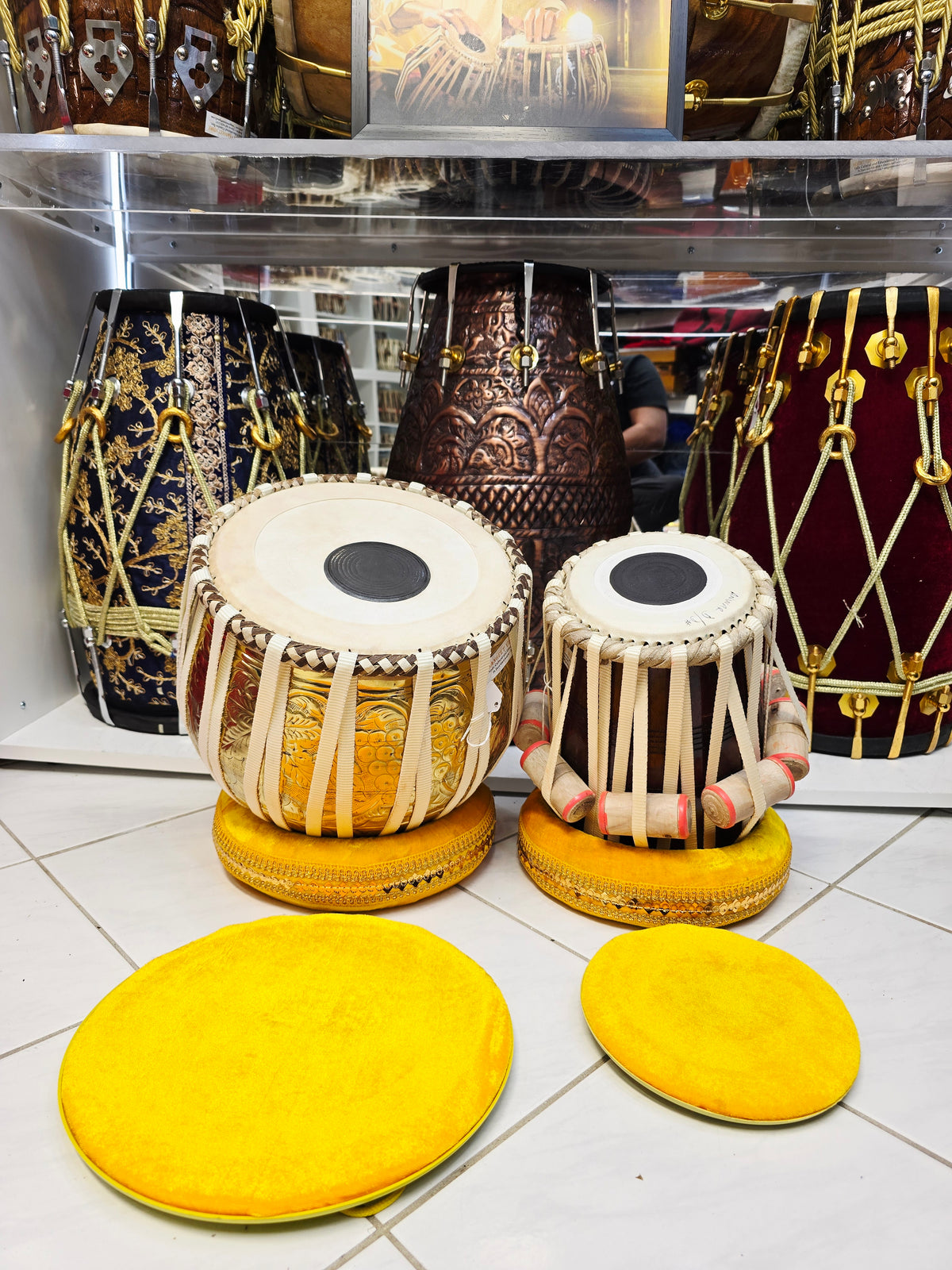 Golden Crest Student Tabla Set – 9.25" Gold-Plated Engraved Steel Bayan & 5.5" D/D# Red Sheesham Dayan (Very Minor Cosmetic Blemishes)