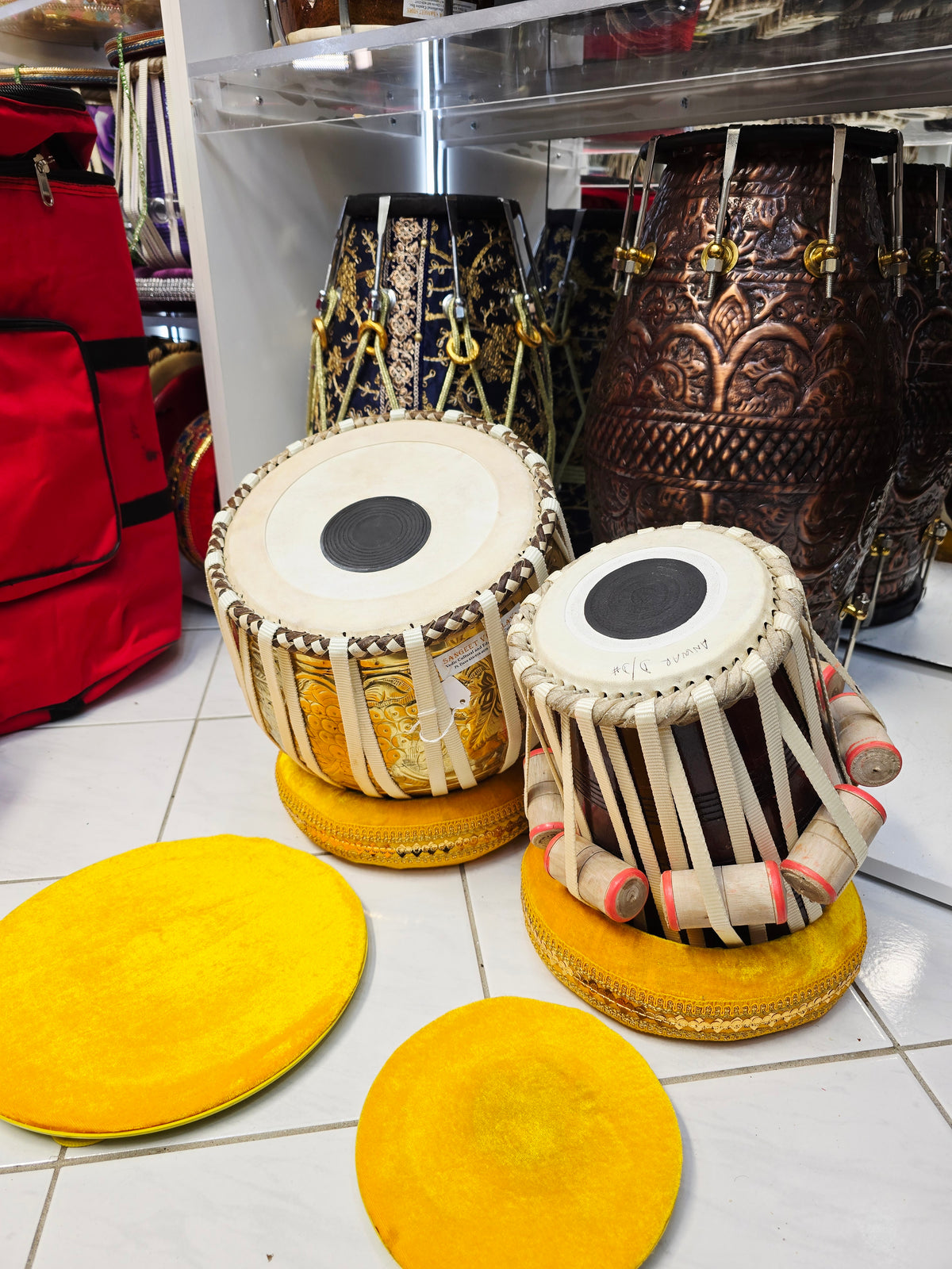 Golden Crest Student Tabla Set – 9.25" Gold-Plated Engraved Steel Bayan & 5.5" D/D# Red Sheesham Dayan (Very Minor Cosmetic Blemishes)