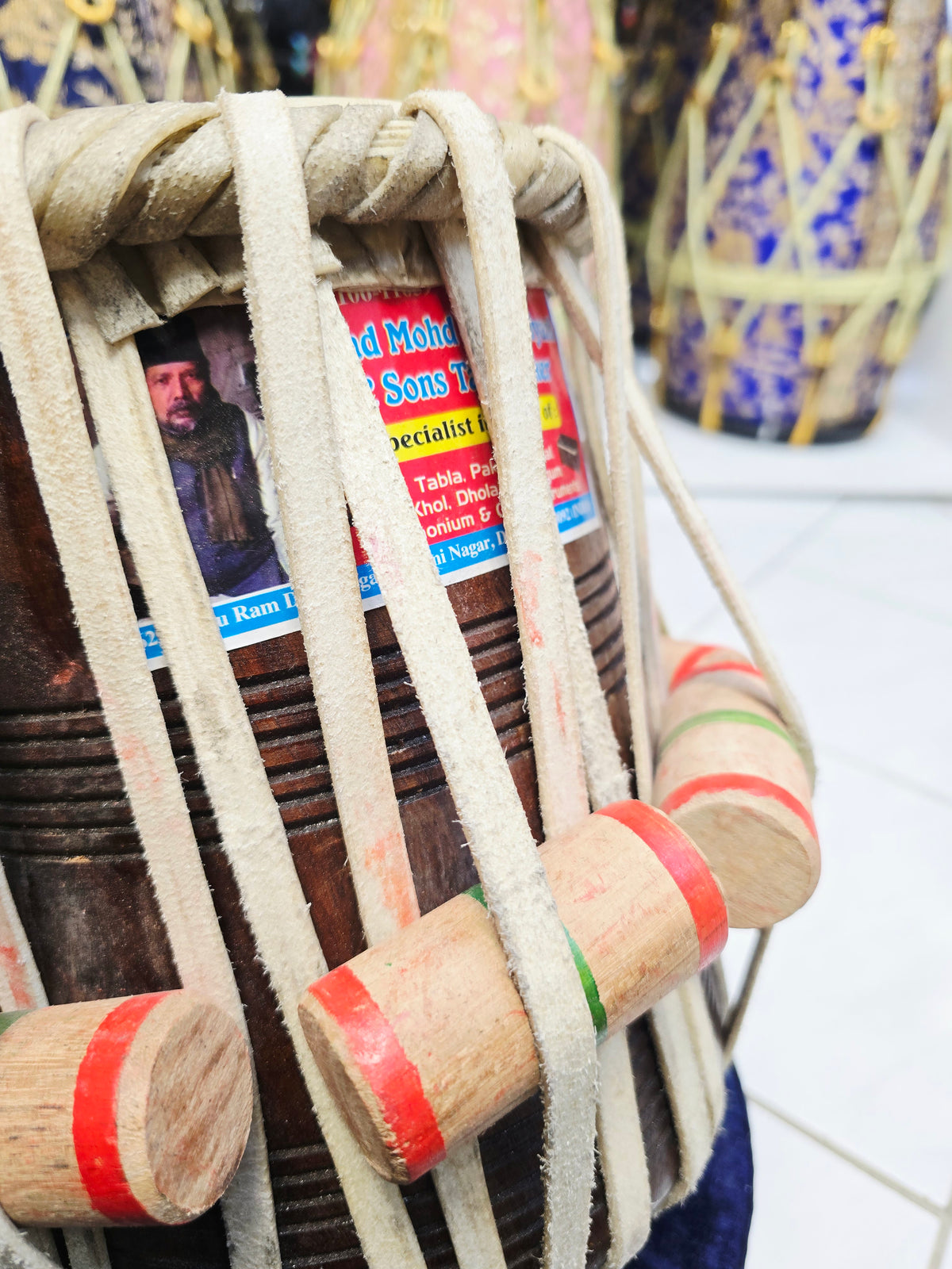 Agniveena | 6" C/C# Red Sheesham Mohd. Sharif Dayan *Very Minor Cosmetic Blemishes & Minor Syaahi Flake * Exceptional Tone