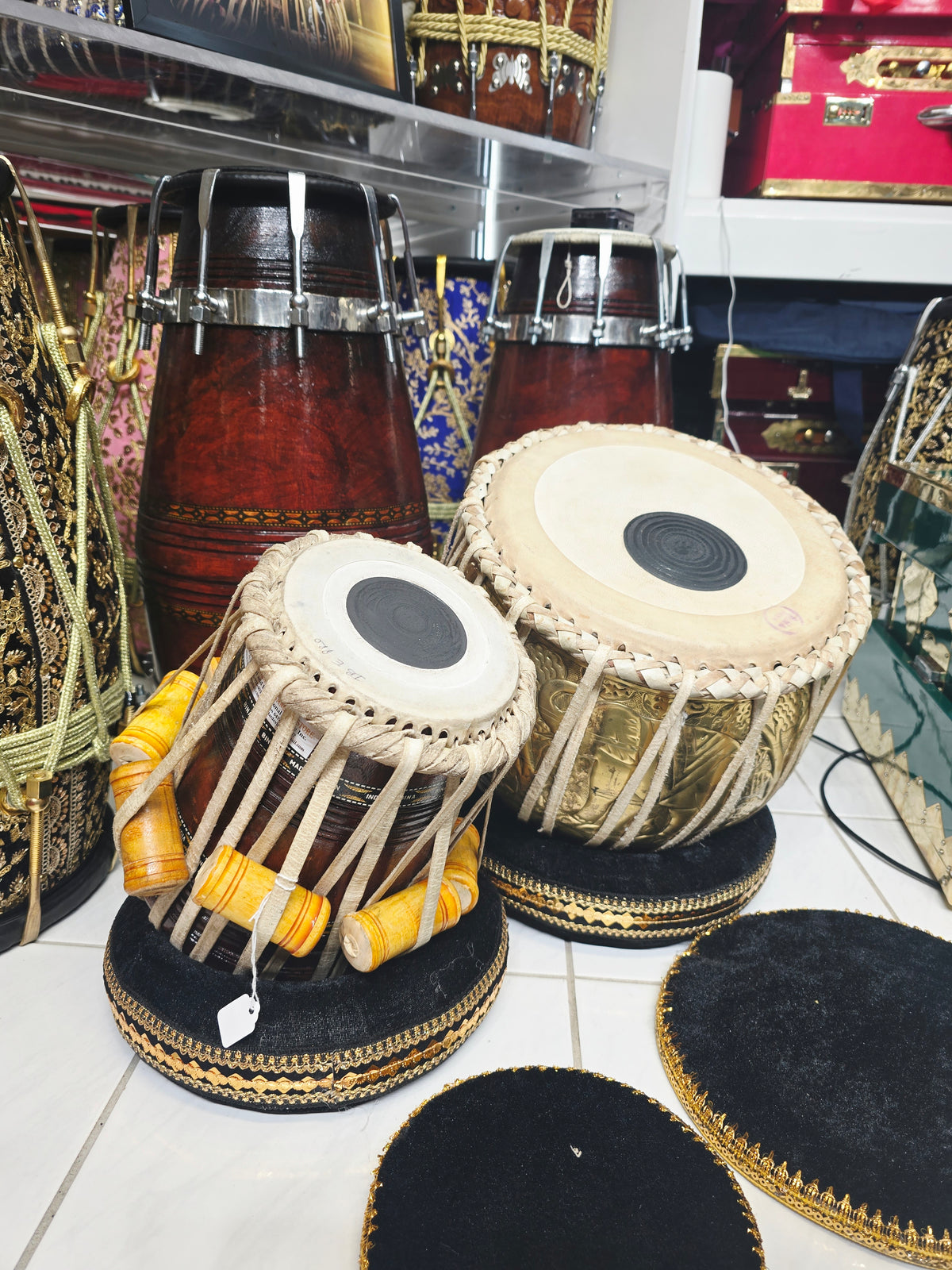 Svarna Pravesh | 9.25" Bayan + 5.25" D#/E Refurbished Dayan Student Quality Tabla Set *Cosmetic Blemishes