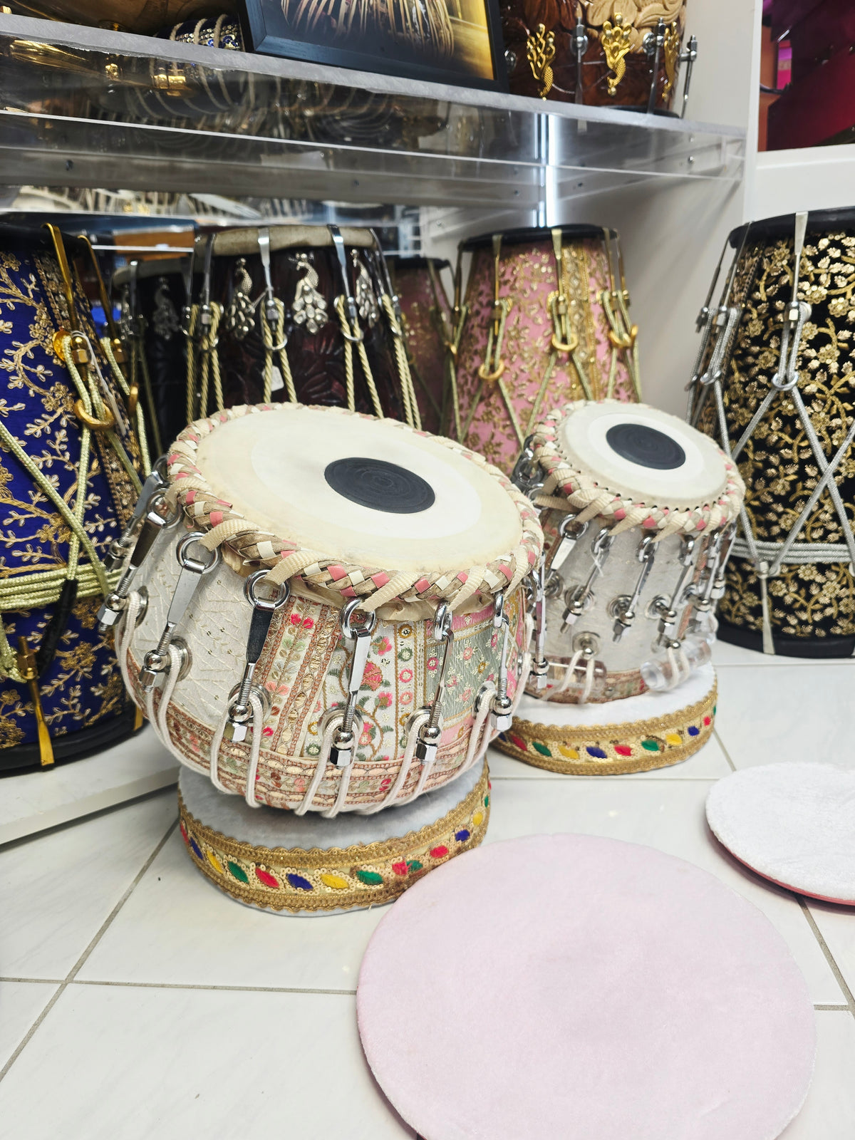 Gulabi Rajmahal – White & Pink Sherwani-Wrapped Bolted Tabla Set | 5⅝" B/C Red Sheesham Dayan & 9" Copper Bayan