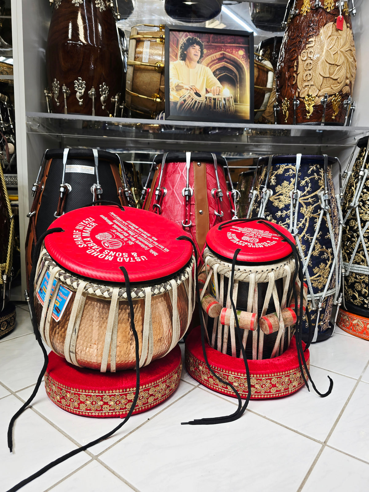 Tamra Raj – Mohd. Sharif Concert D/D# Tabla Set | 5.75" Red Sheesham Dayan + 9.25" Hand-Hammered Copper Bayan *Very Minor Cosmetic Blemishes