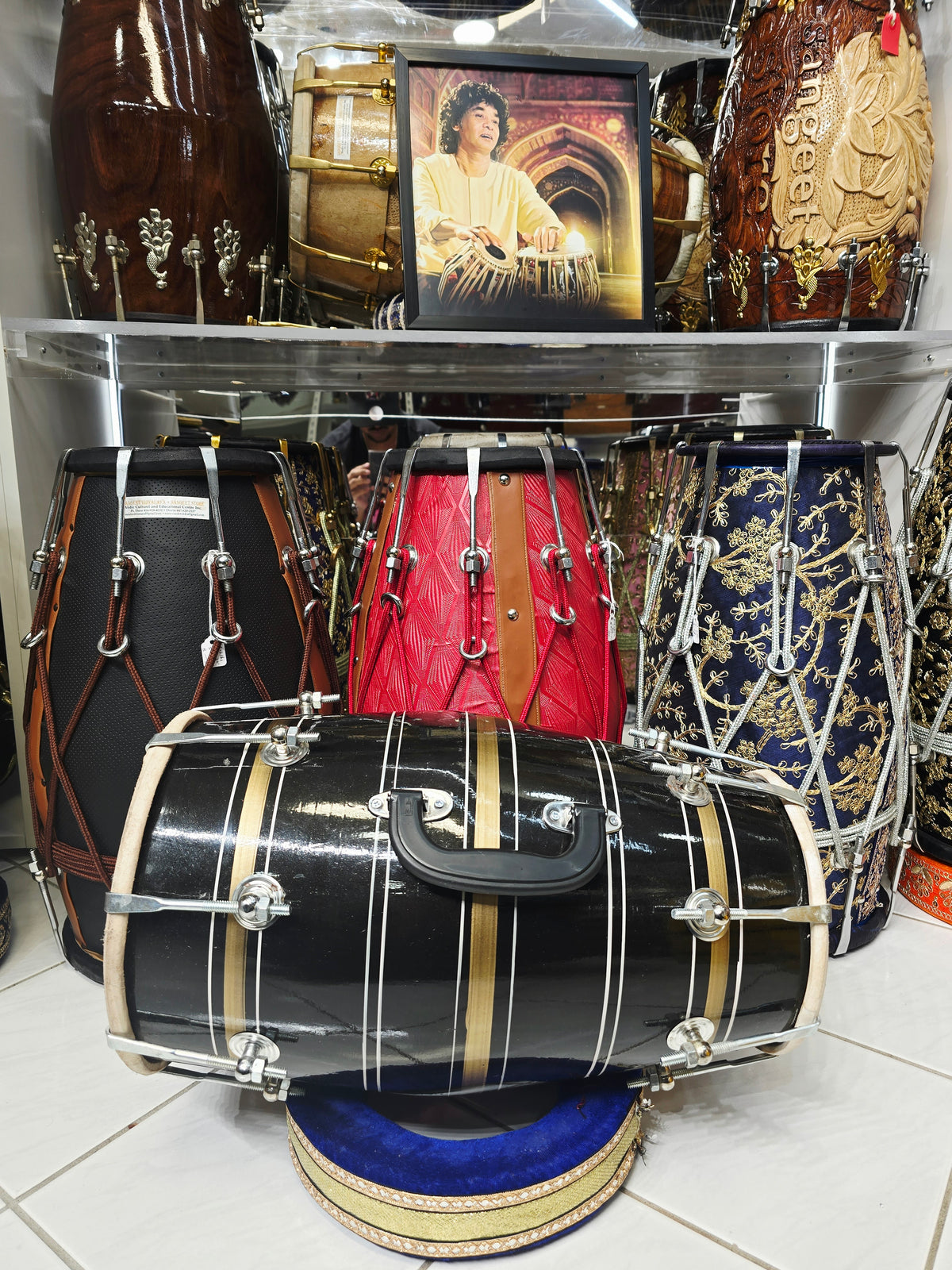 Kaal Rekha – Glossy Midnight Black & Antique Gold Striped Student Dholak with Silver Pinstripes & Carrying Handle *Minor Cosmetic Blemishes (B2)
