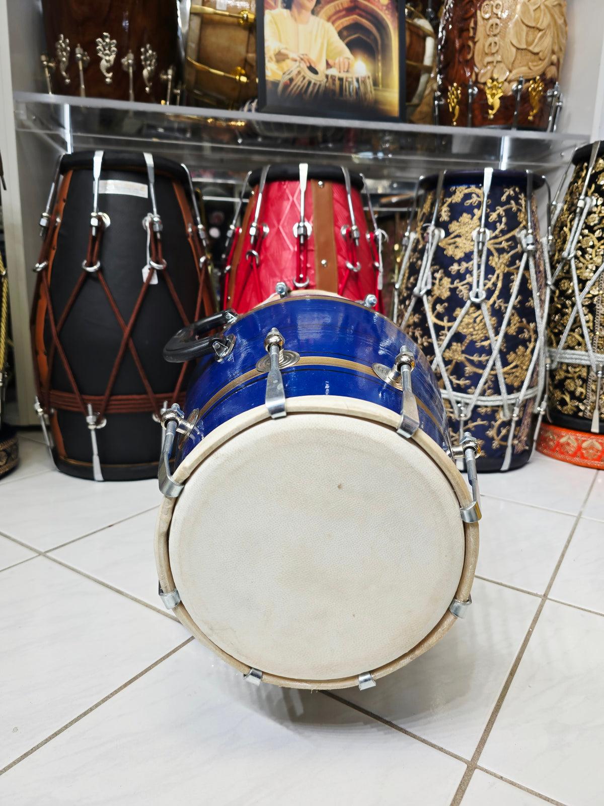 Neel Vajra – Electric Sapphire Blue & Champagne Gold Striped Student Dholak with Black Pinstripes & Carrying Handle *Minor Cosmetic External Cracks & Blemishes (B2)