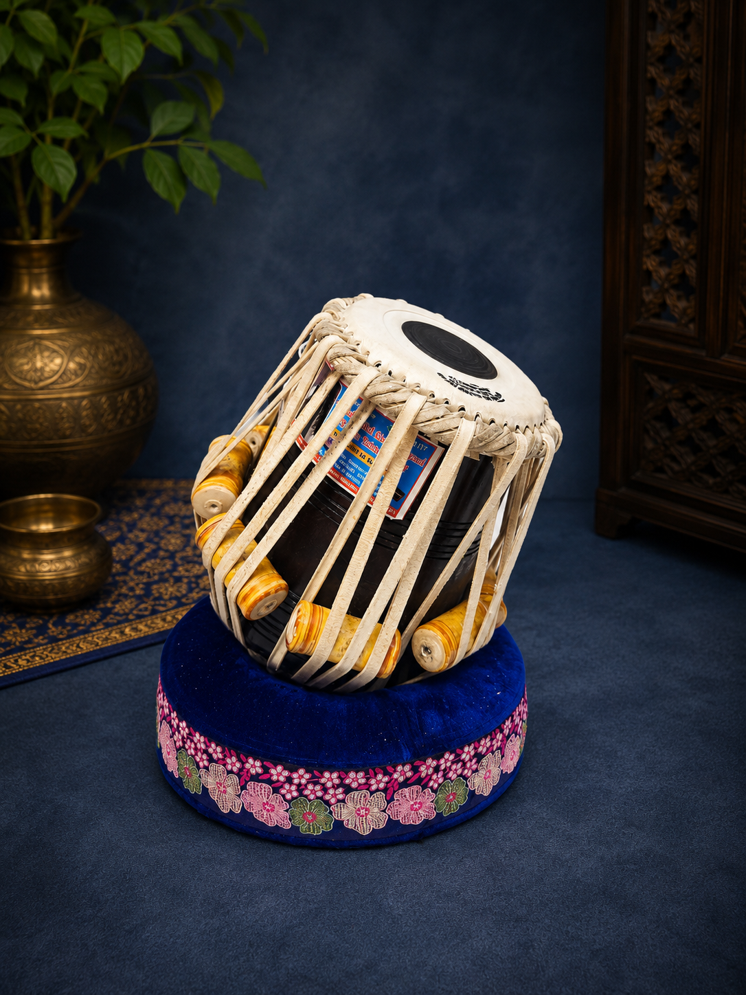 Sunehri Raag Sharif Dayan – 5⅝" C# Mohd. Sharif Red Sheesham Dayan – Very Minor Cosmetic Blemishes