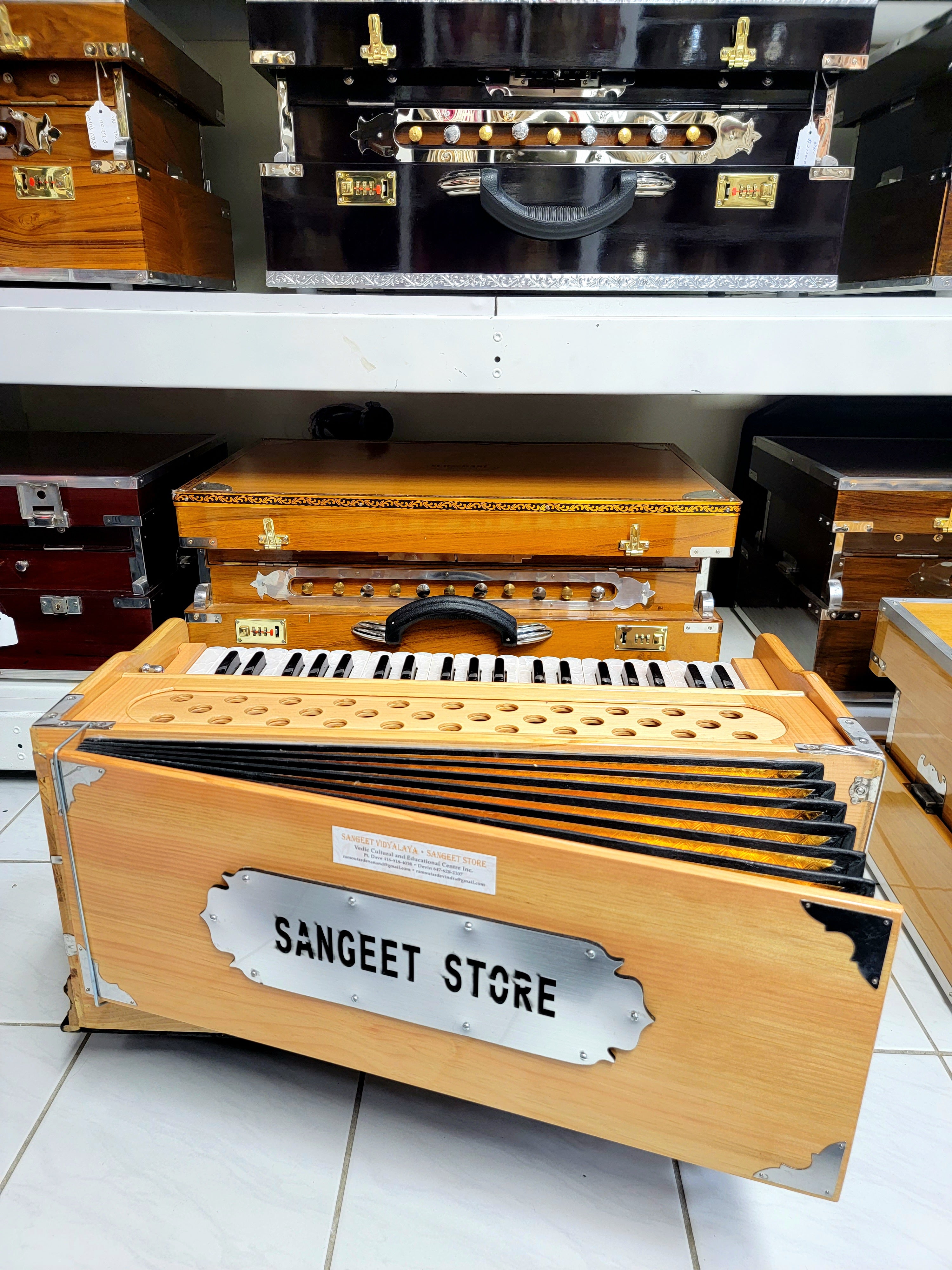 Premium Light Oak Boxed Sangeet Store Harmonium - Sangeet Store
