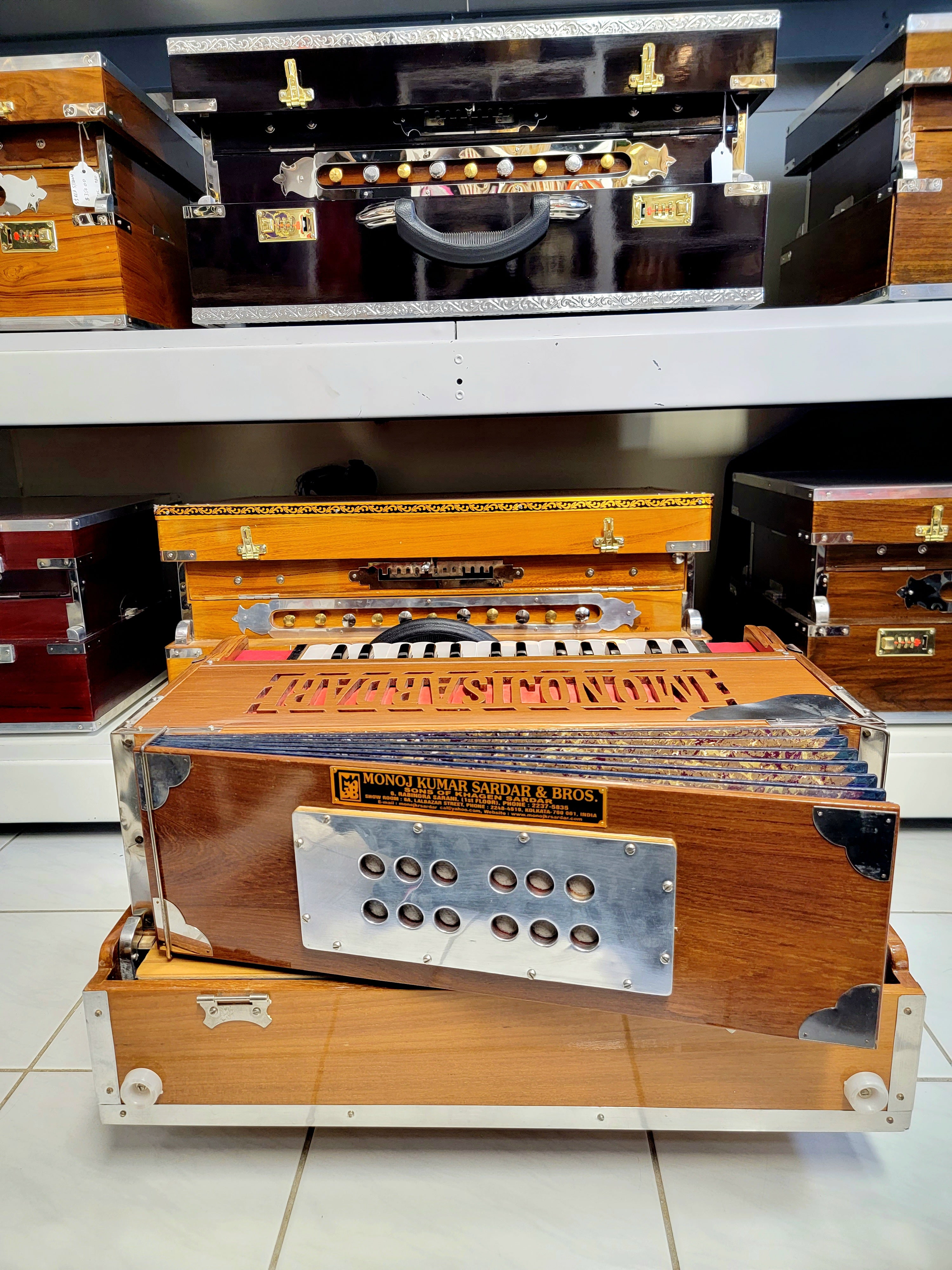 Rare Compact Monoj Sardar 8 Scale Changer (2-Reeds) - 30 Keys - Sangeet Store