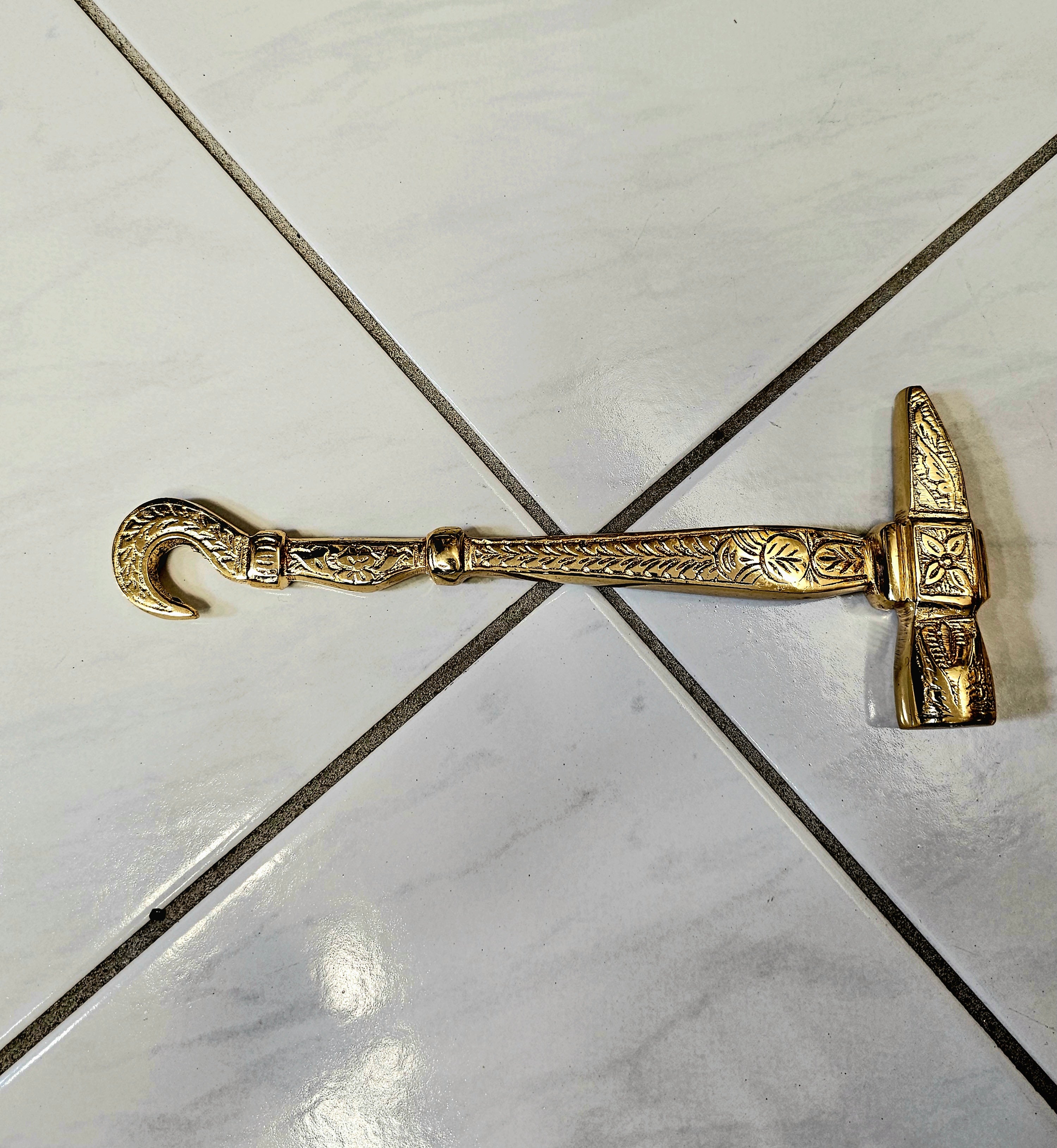 Premium Yellow Gold Plated Hammer