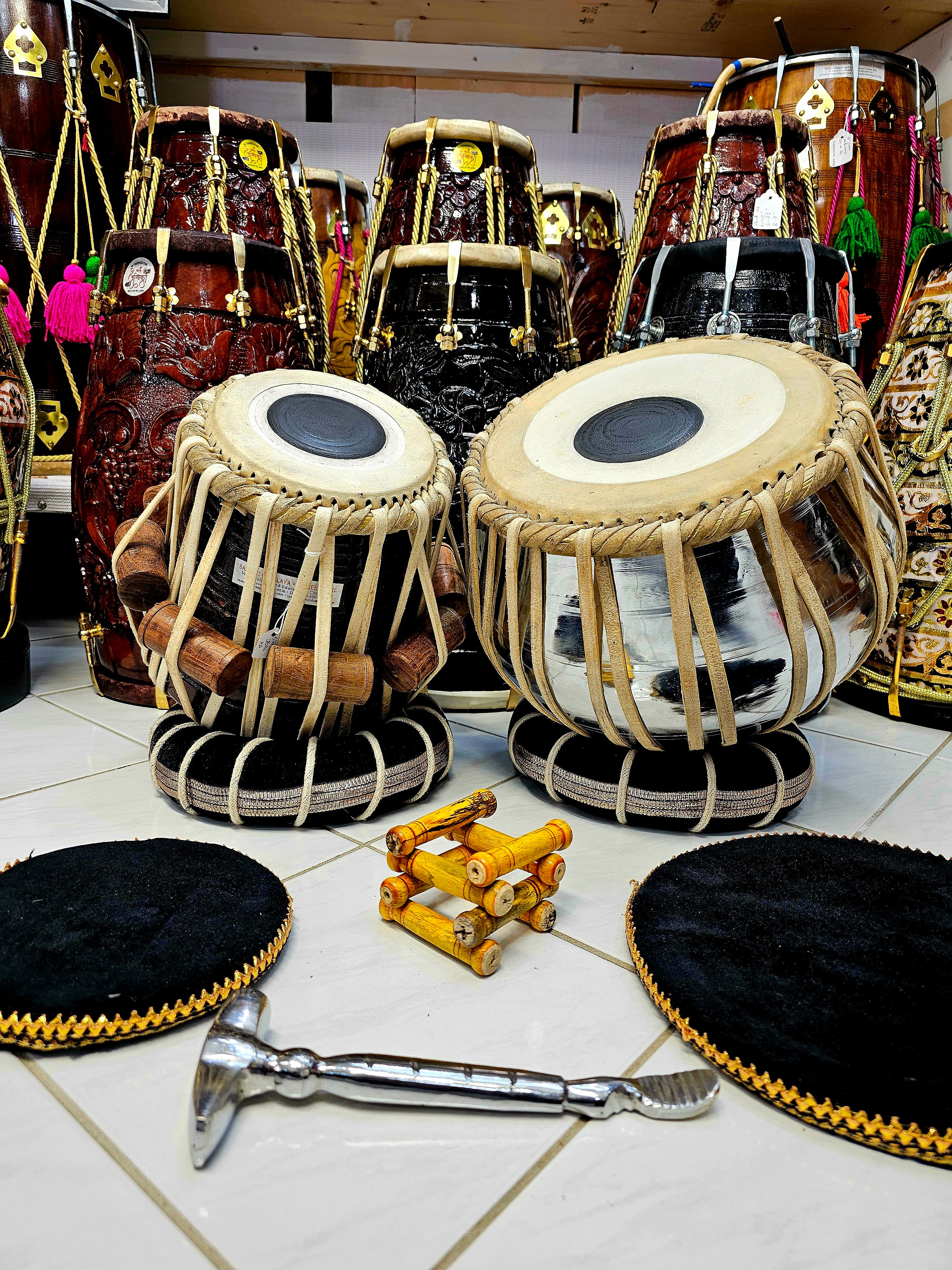 Timeless Elegance Tabla Set - 6" C# Red Sheesham Dayan and 9" Traditional Silver Brass Bayan