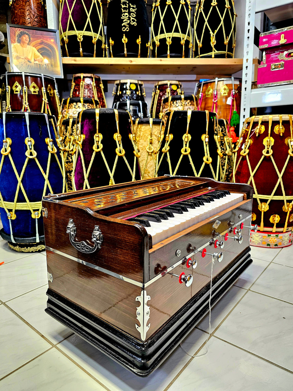 Harmonic Elegance: 2 Reed 39 Keys Pine Wood Harmonium with Glossy Brown Finish