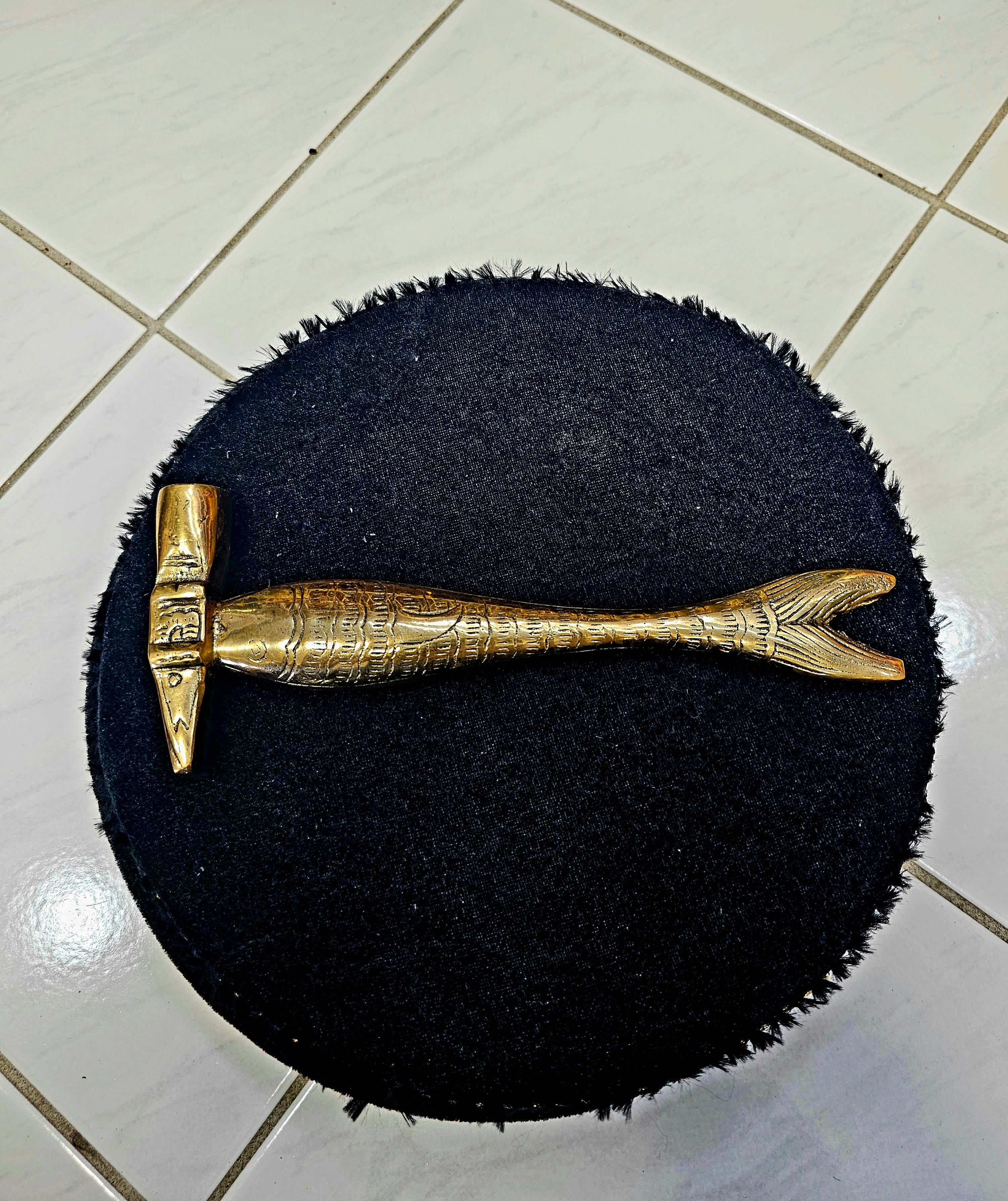 Gilded Fins: Golden Fish Designed Tabla Hammer