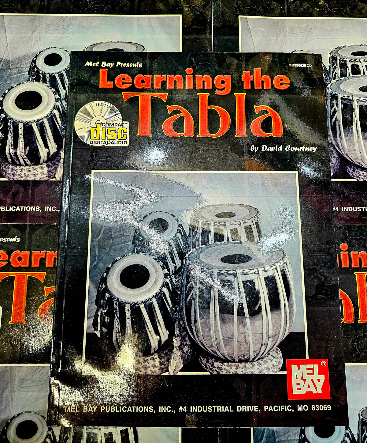 Learning The Tabla. (By: David Courtney) *Includes CD* - Sangeet Store