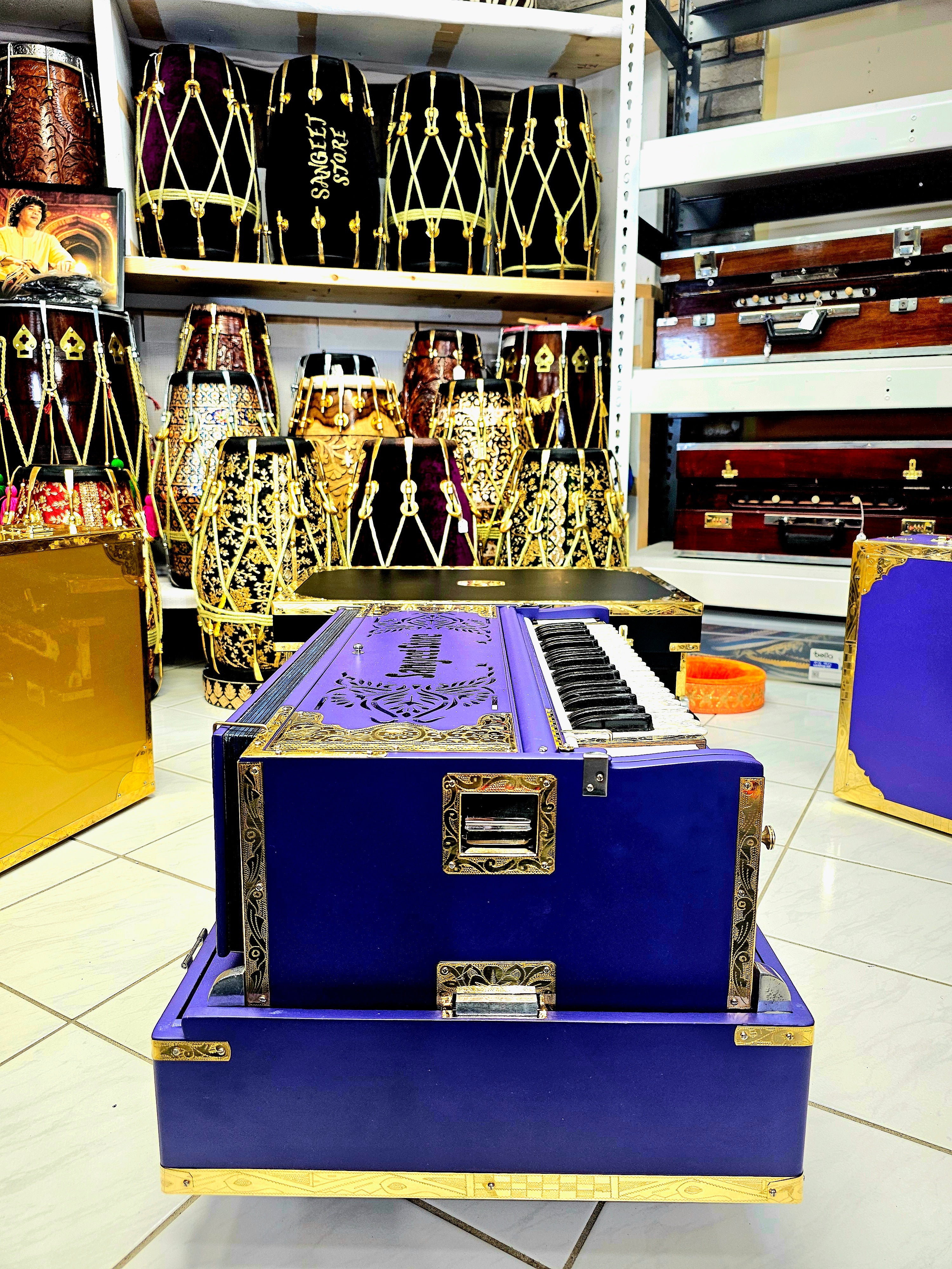 Saniya's Elegance: Custom 3 Reed MMF 9 Scale-Changer Matte Purple Sangeet Store Harmonium with White Cellulite Keys