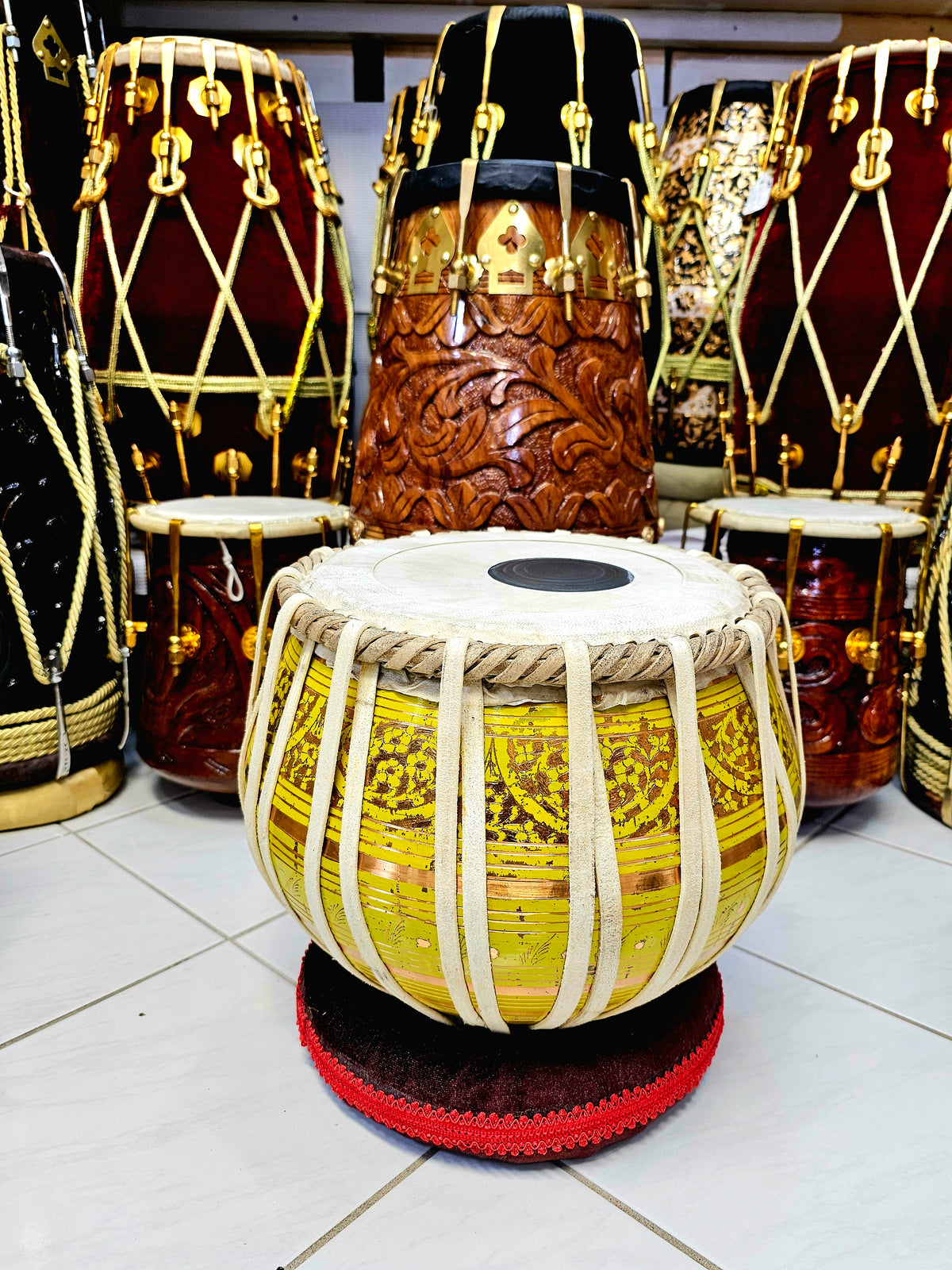 Sunburst Yellow: 9.5" 3.9kg Painted Copper Bayan